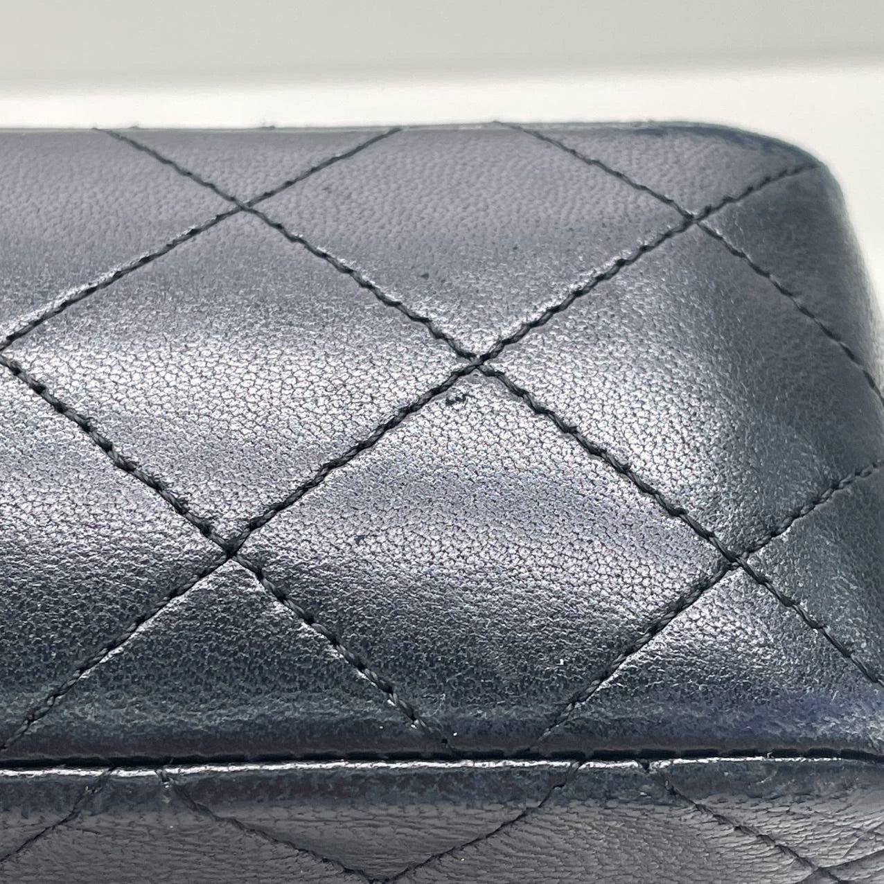 Chanel Vintage Classic Flap Mini Square Black Lambskin 24k Gold HW, 1989-1991 For Sale 7