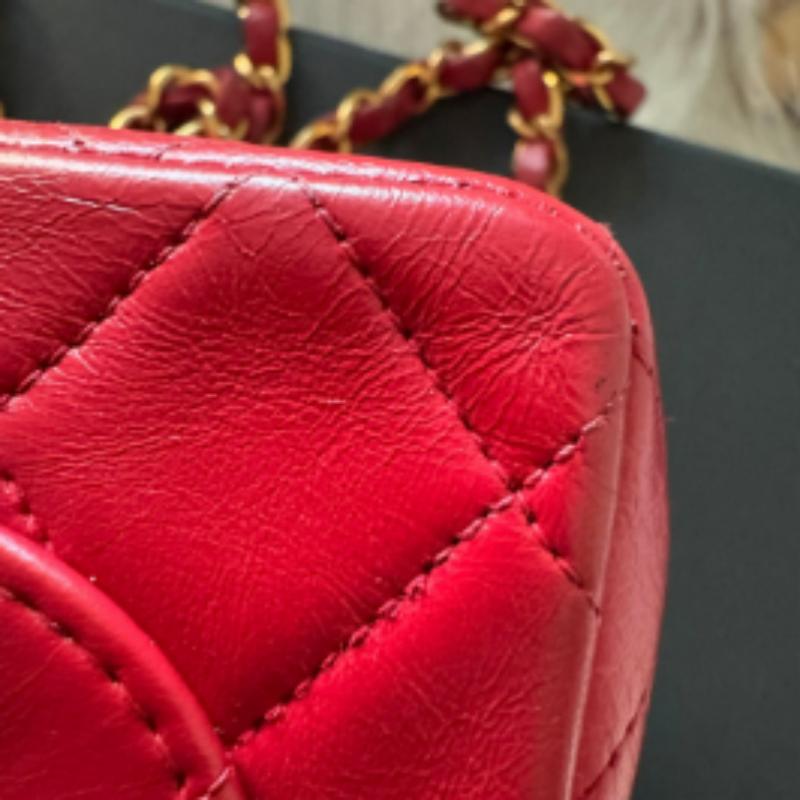 Chanel Vintage Classic Flap Mini Square Red Lambskin 24k Gold HW, 1989-1991 For Sale 8