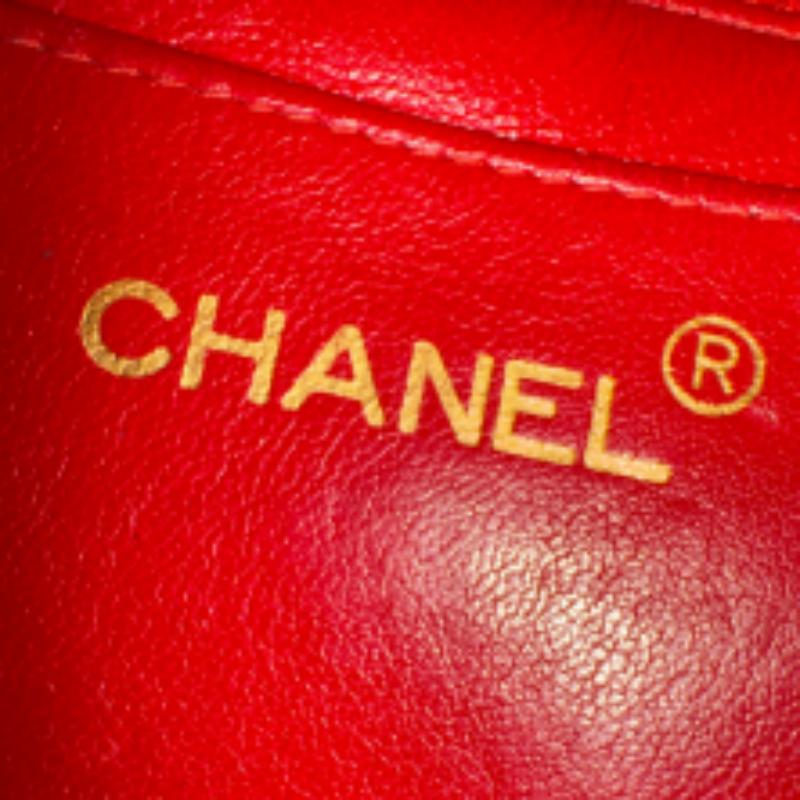 Chanel Vintage Classic Flap Mini Square Red Lambskin 24k Gold HW, 1989-1991 For Sale 12