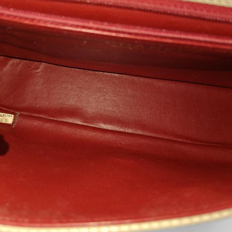 Chanel Vintage Classic Flap Perforated Leather and Leather Strap Bag, 2000-2002 In Good Condition In AUBERVILLIERS, FR