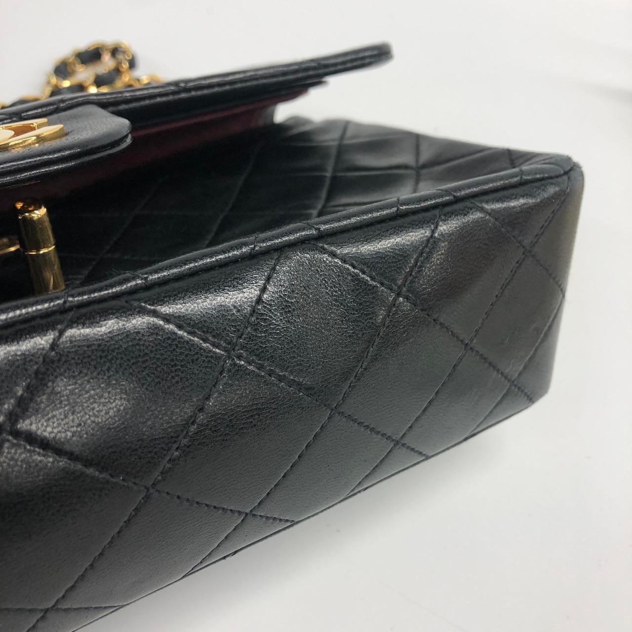 Chanel Vintage Classic Flap Small Black Lambskin Leather 24k Gold PlatedHardware For Sale 14