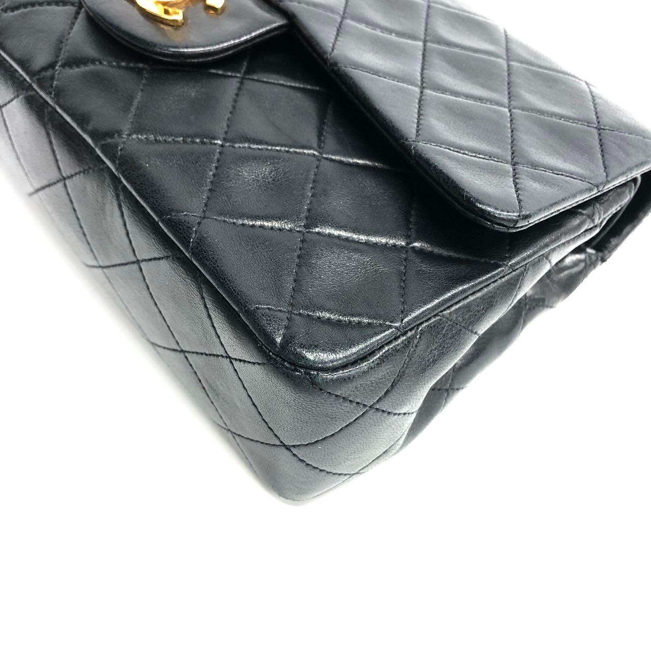 Chanel Vintage Classic Flap Small Black Lambskin Leather 24k Gold PlatedHardware For Sale 3