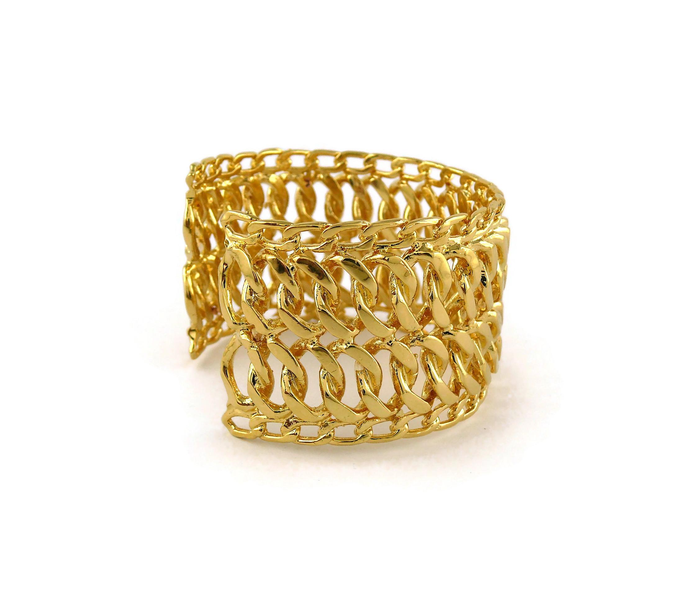 Chanel Vintage Classic Gold Toned Chain Cuff Bracelet For Sale 1