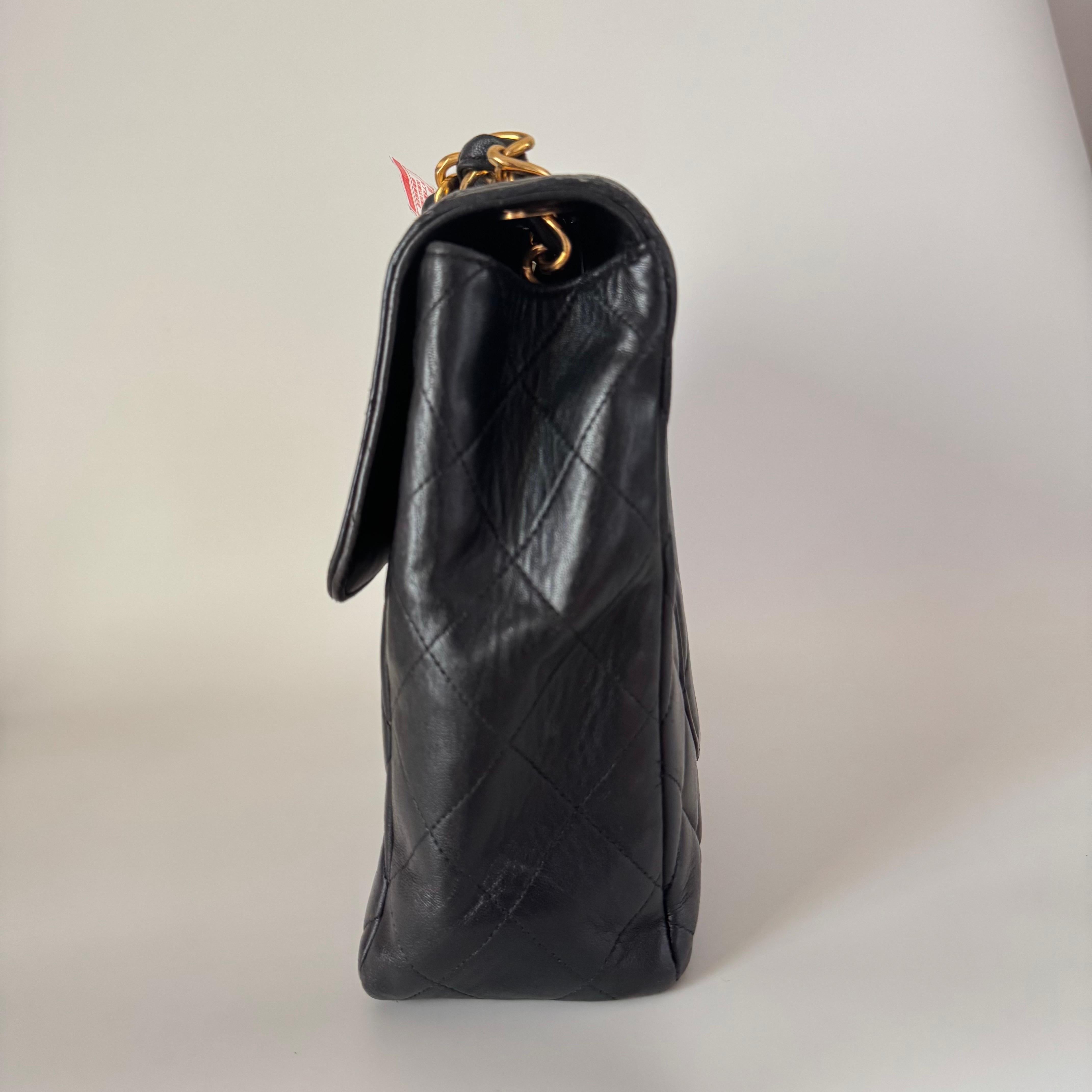 Women's Chanel Vintage Classic Maxi Flap Black Lambskin Leather Giant CC 24 Gold Hardwar For Sale