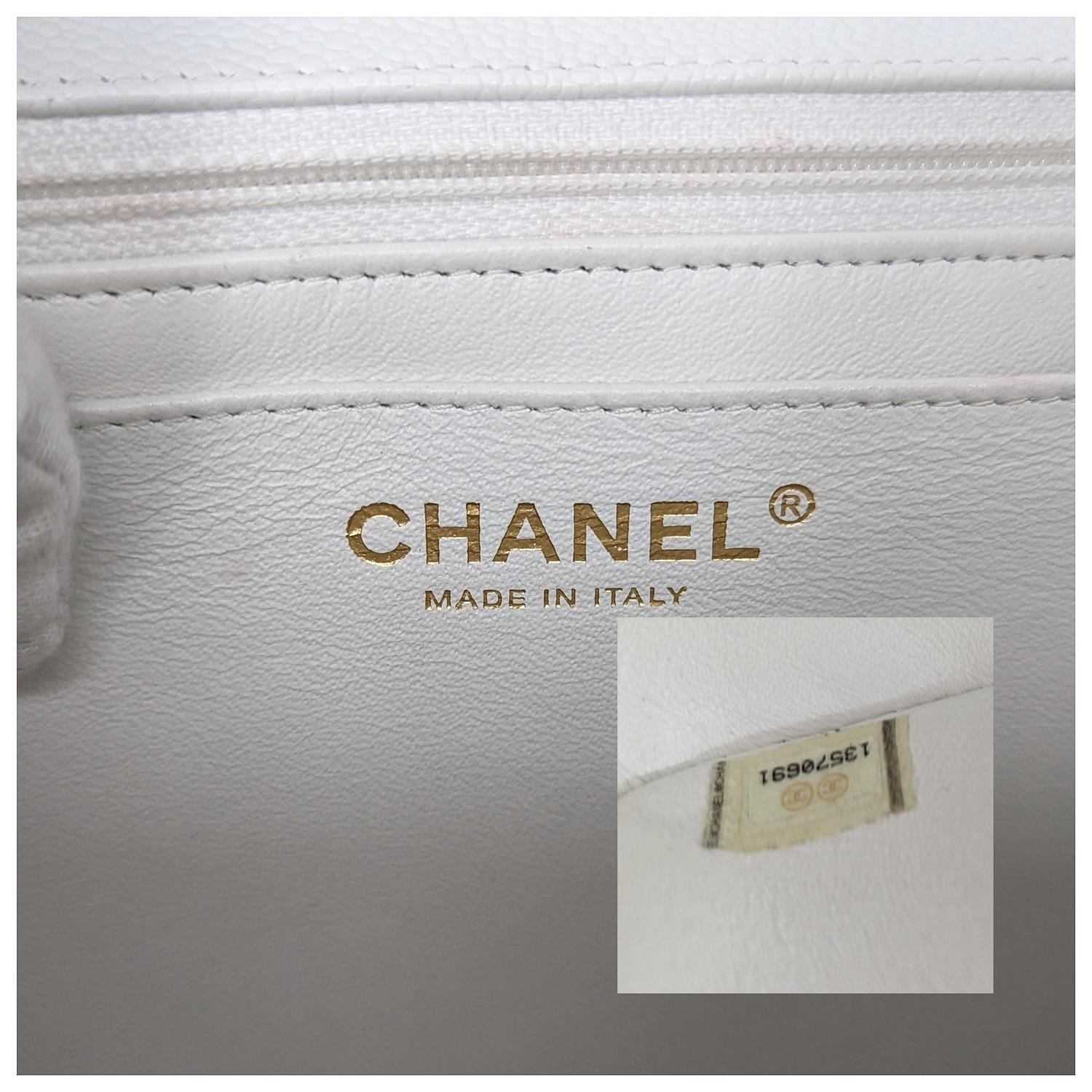Chanel Vintage Classic Quilted Caviar Single White Jumbo Flap 4