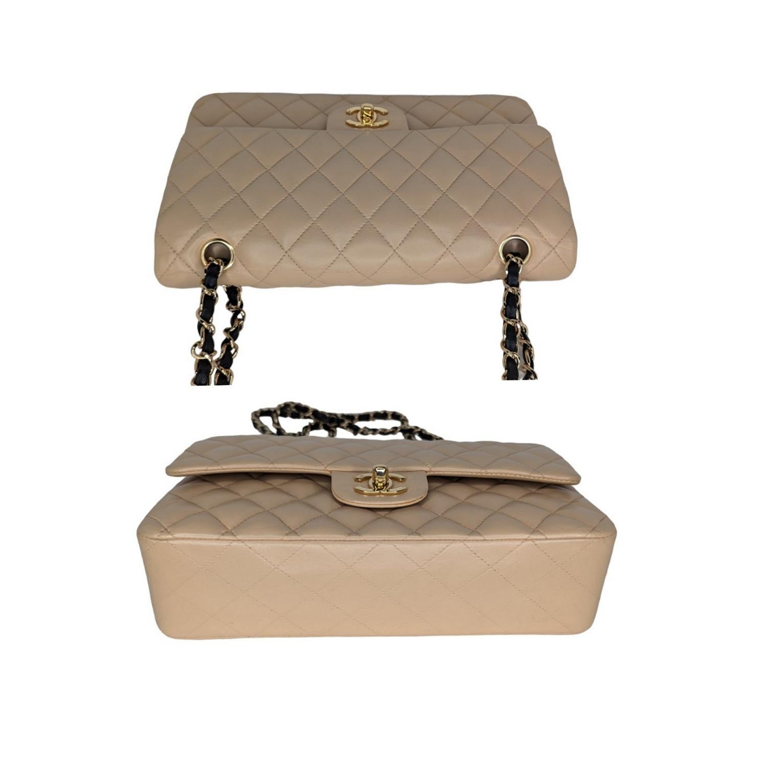 Women's Chanel Vintage Classic Quilted Lambskin Medium Double Flap