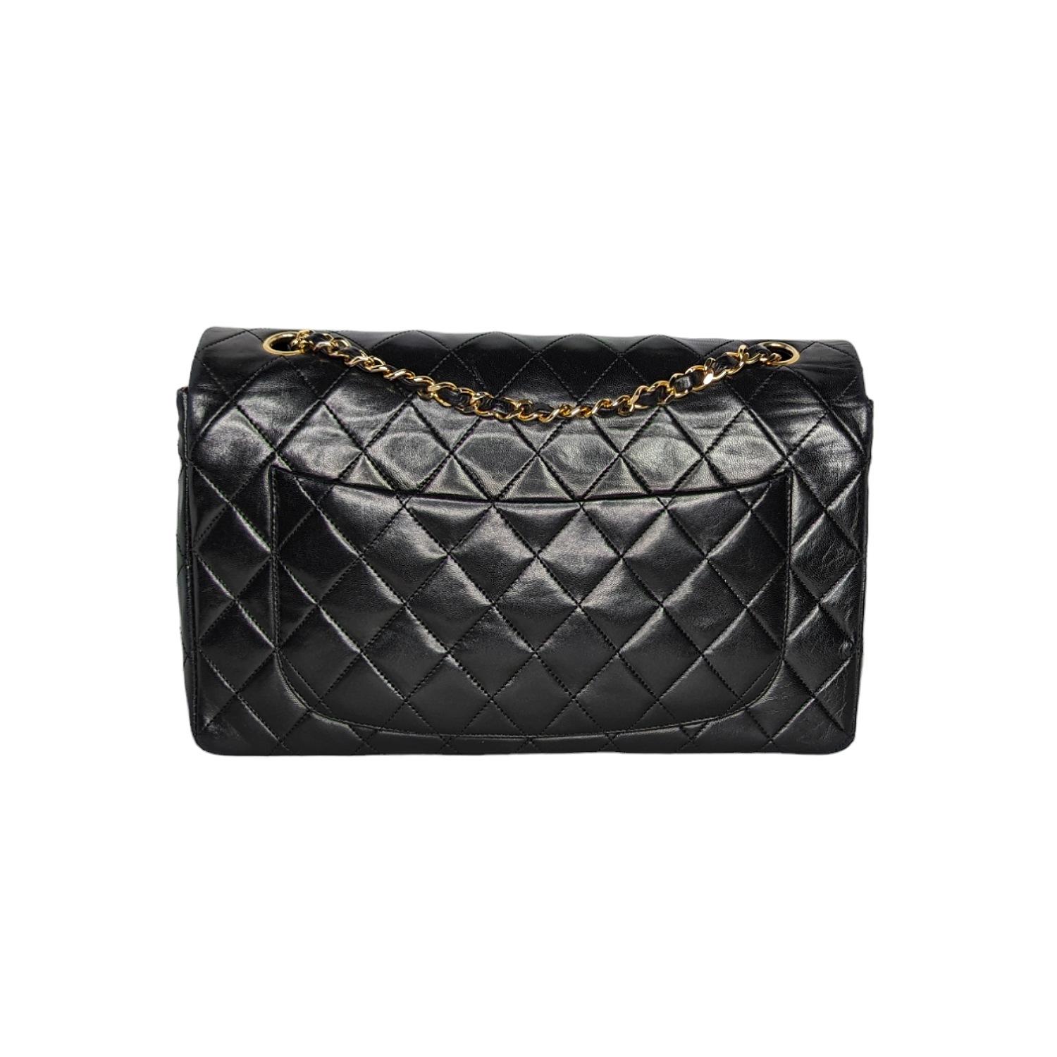 Black Chanel Vintage Classic Quilted Lambskin Medium Single Flap with Wallet For Sale