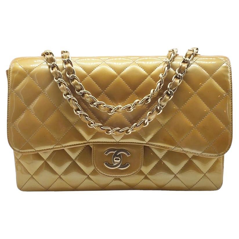 Chanel Vintage Classic Quilted Patent Single Jumbo Flap Bag For Sale
