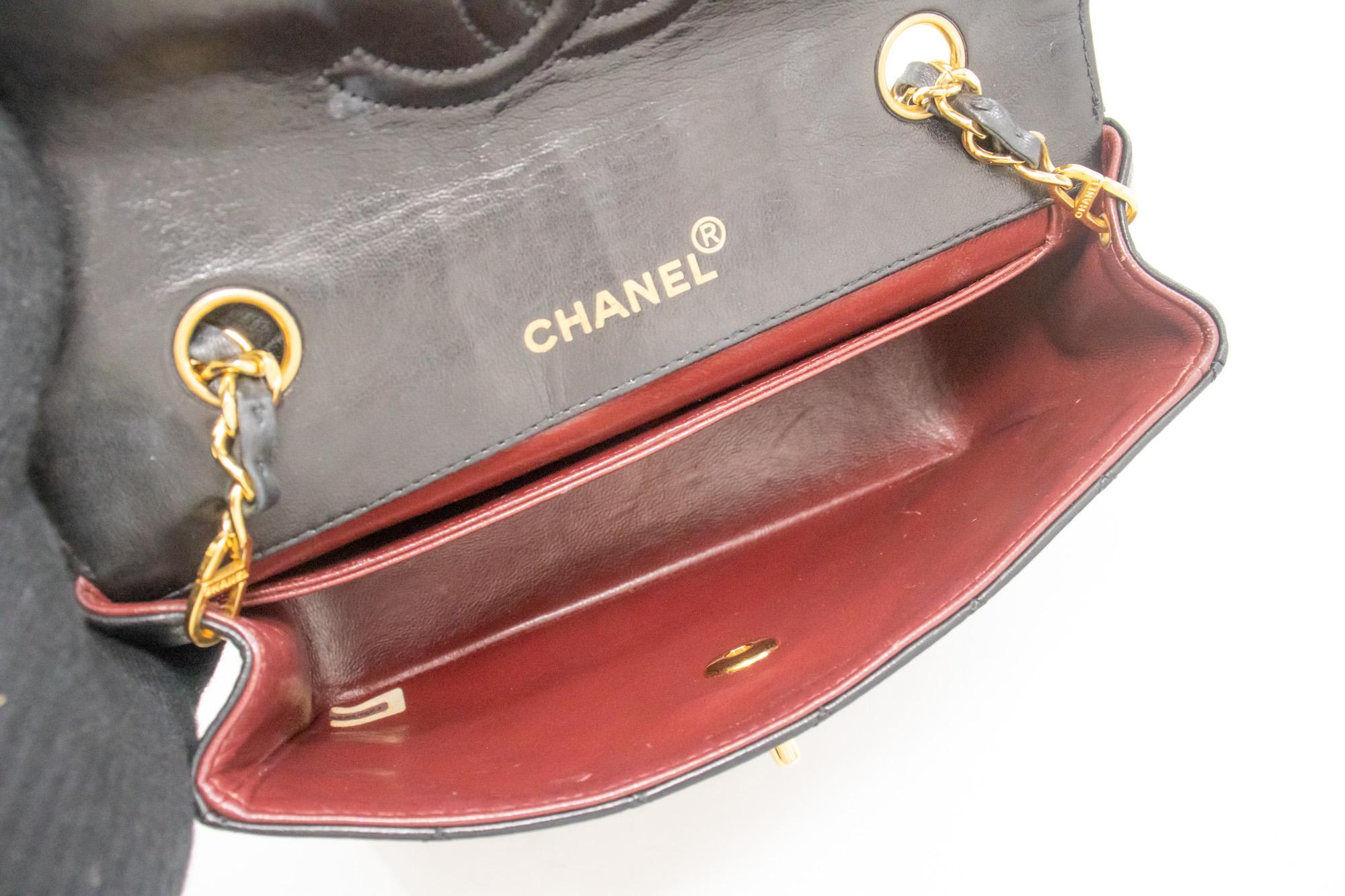 CHANEL Vintage Classic Small Chain Shoulder Bag Single Flap Quilt 4