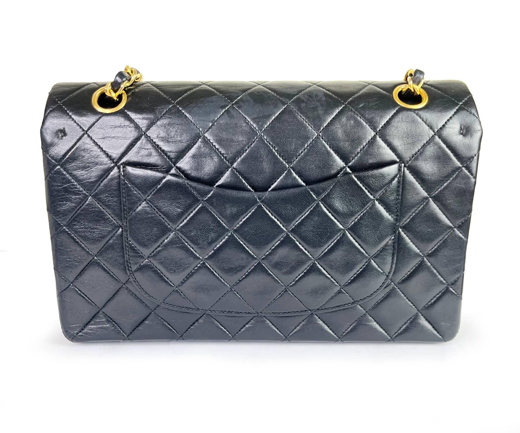 Chanel Vintage Classic Timeless Double Flap Lambskin 10″ Shoulder Bag   In Good Condition For Sale In Pasadena, CA