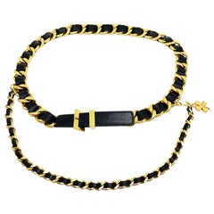 CHANEL Vintage Clover Chain And Leather Belt