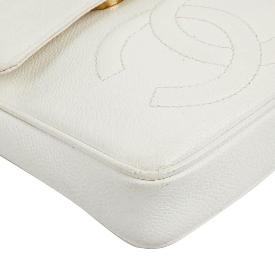 CHANEL Vintage Clutch bag in Grained White Leather 1