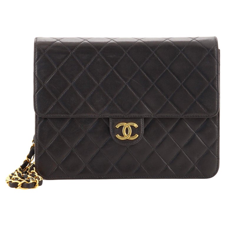 Chanel Vintage Clutch with Chain Quilted Leather Small For Sale at 1stDibs