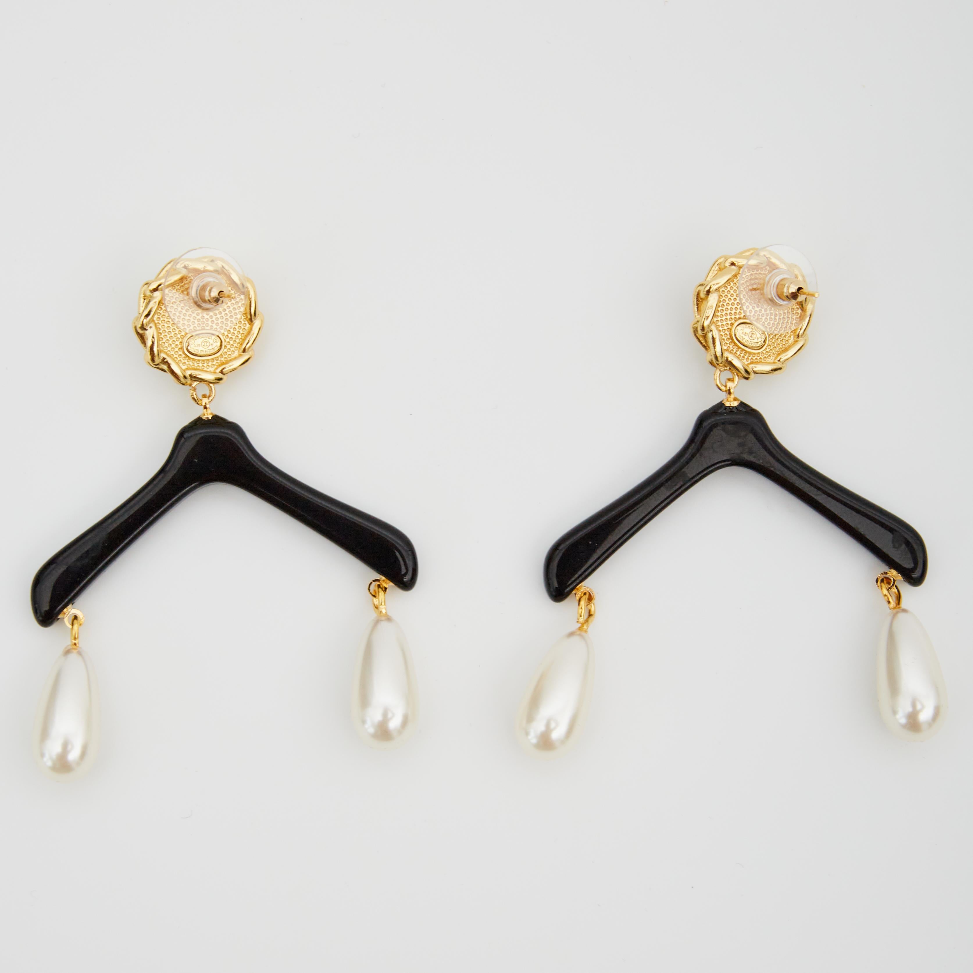 chanel hanger earrings