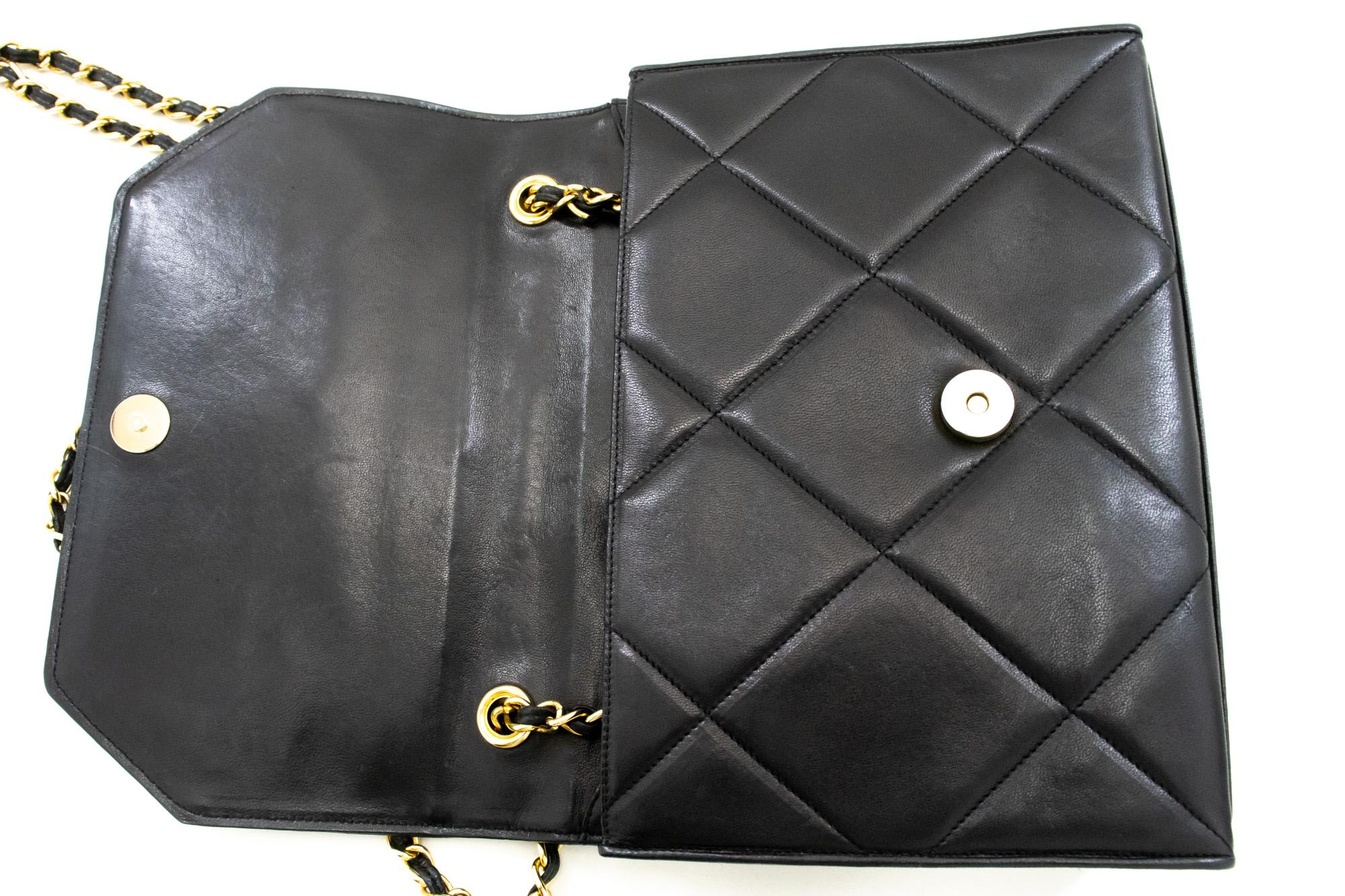 CHANEL Vintage Coco Chanel Sac à bandoulière noir à rabat en cuir d'agneau matelassé 5