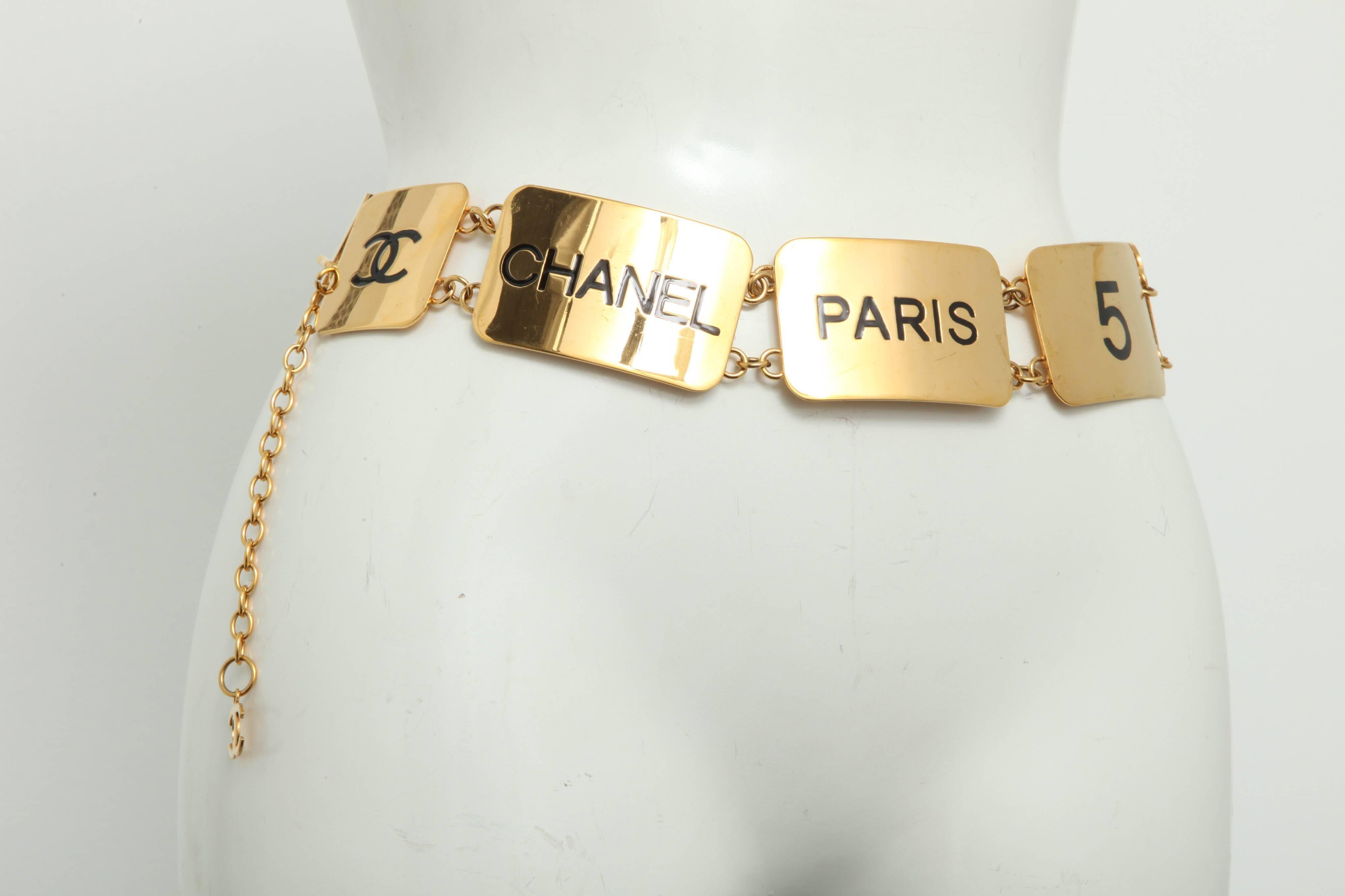 Chanel Vintage COCO Plate Belt In Excellent Condition For Sale In Chicago, IL