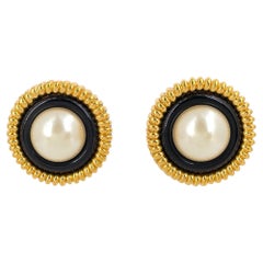 Chanel Vintage Collection 23 Large Pearl Black Gold Stud Earrings 65842