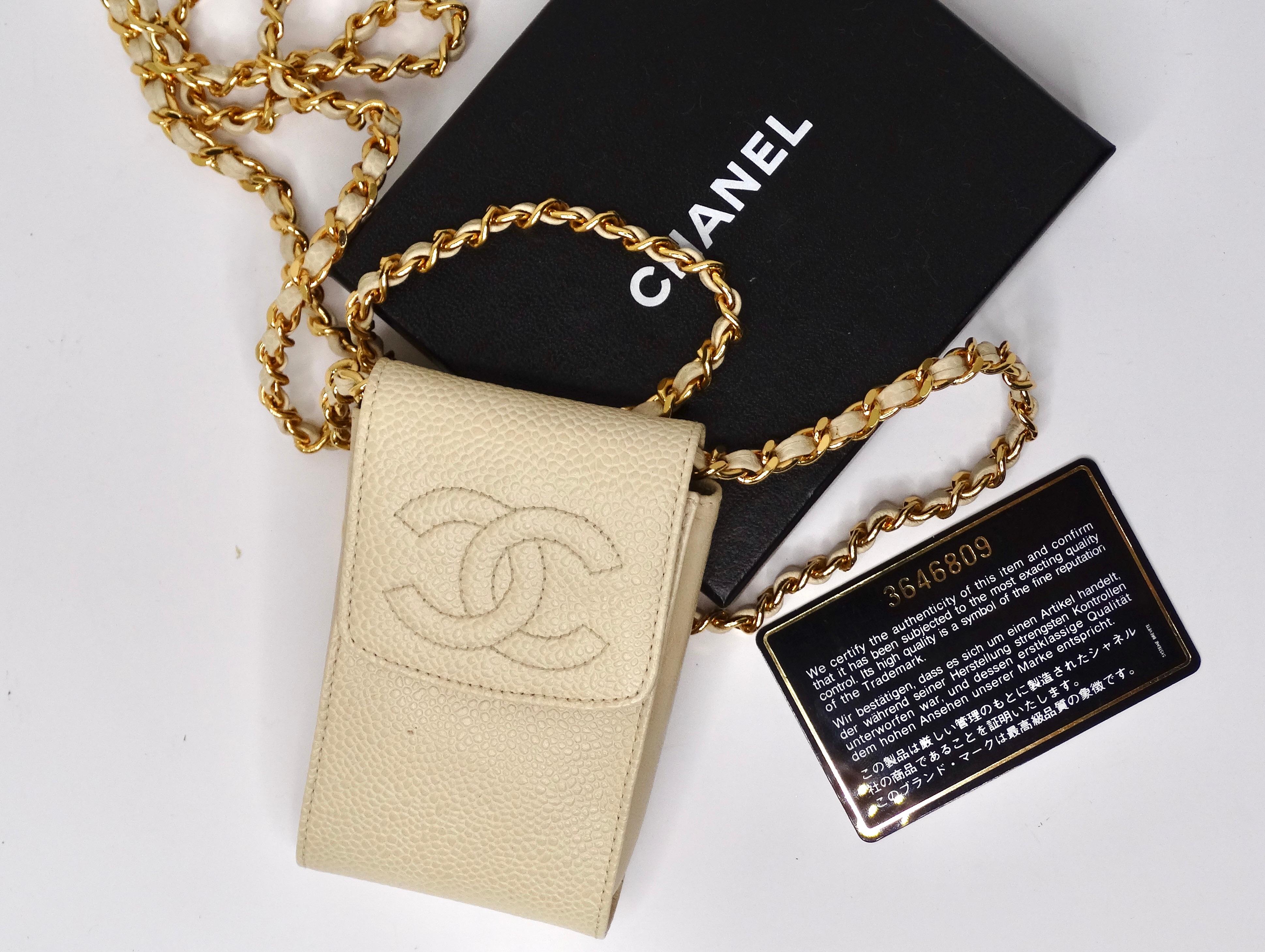 Chanel - Pochette à chaîne en cuir texturé crème vintage en vente 9