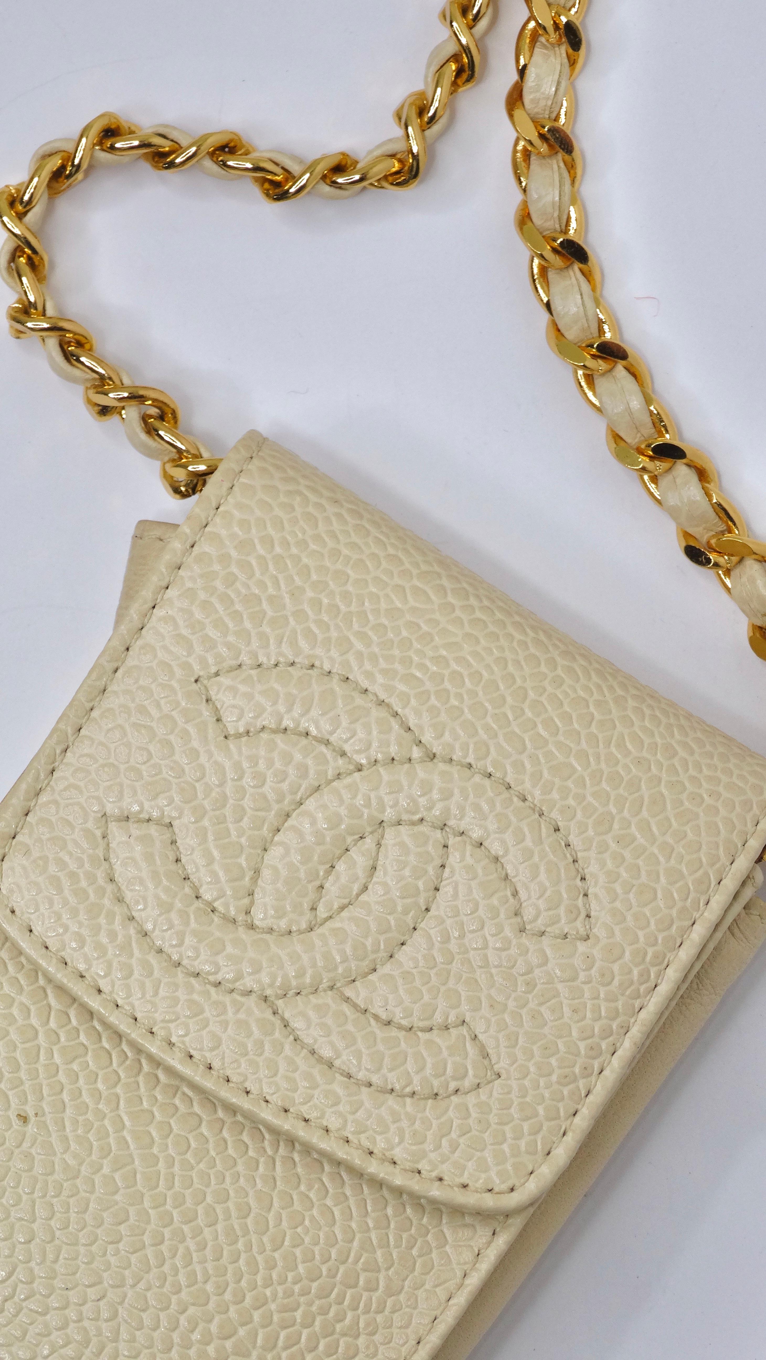 Chanel - Pochette à chaîne en cuir texturé crème vintage en vente 3