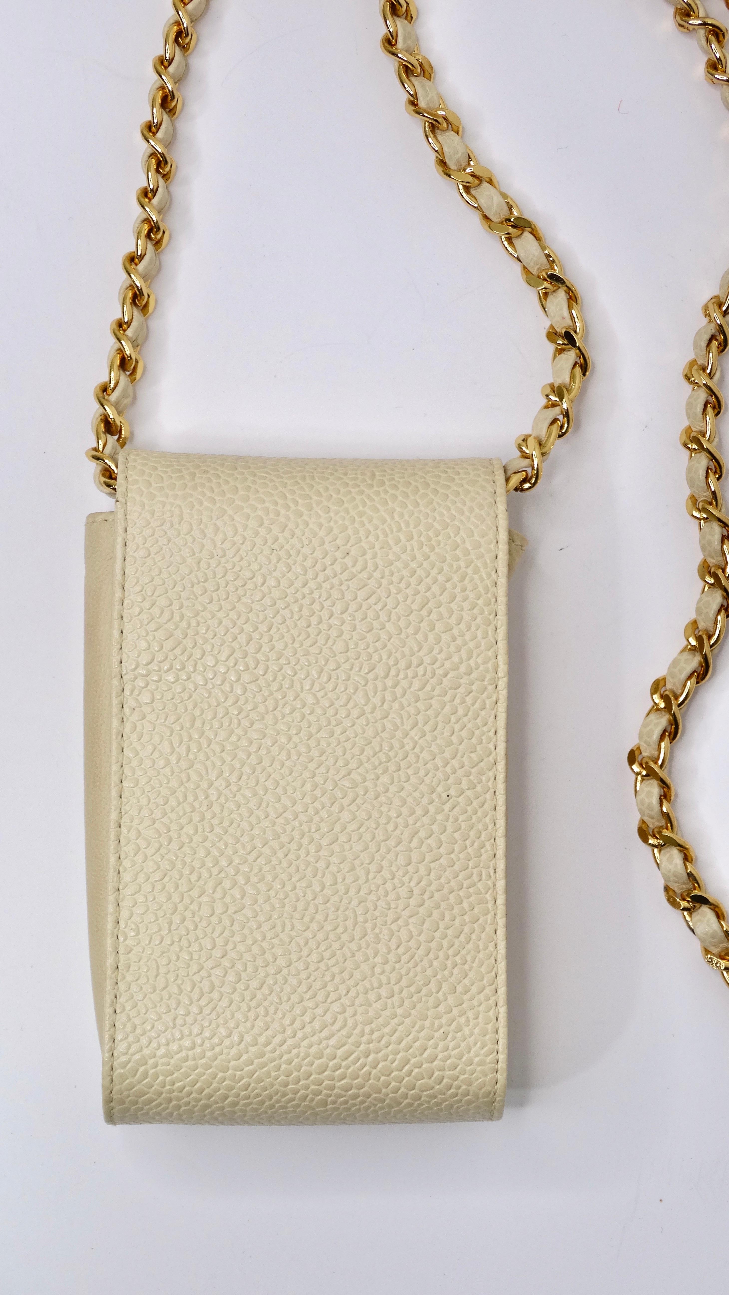 Chanel Vintage Cream Caviar Leather Chain Pouch For Sale 1