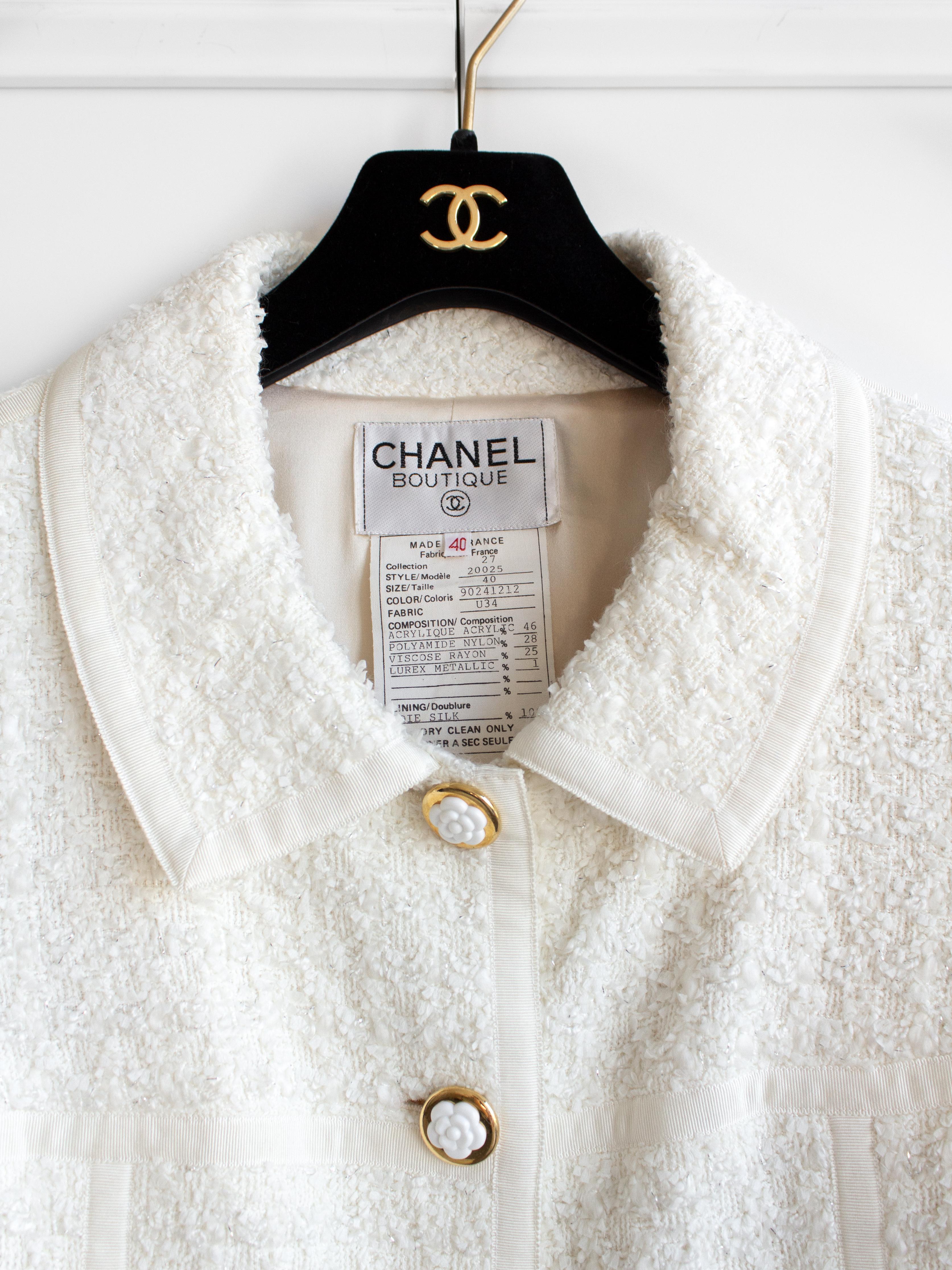 Chanel Vintage Cruise 1992 White Tweed Gold Camellia Flower Buttons Jacket Suit 2