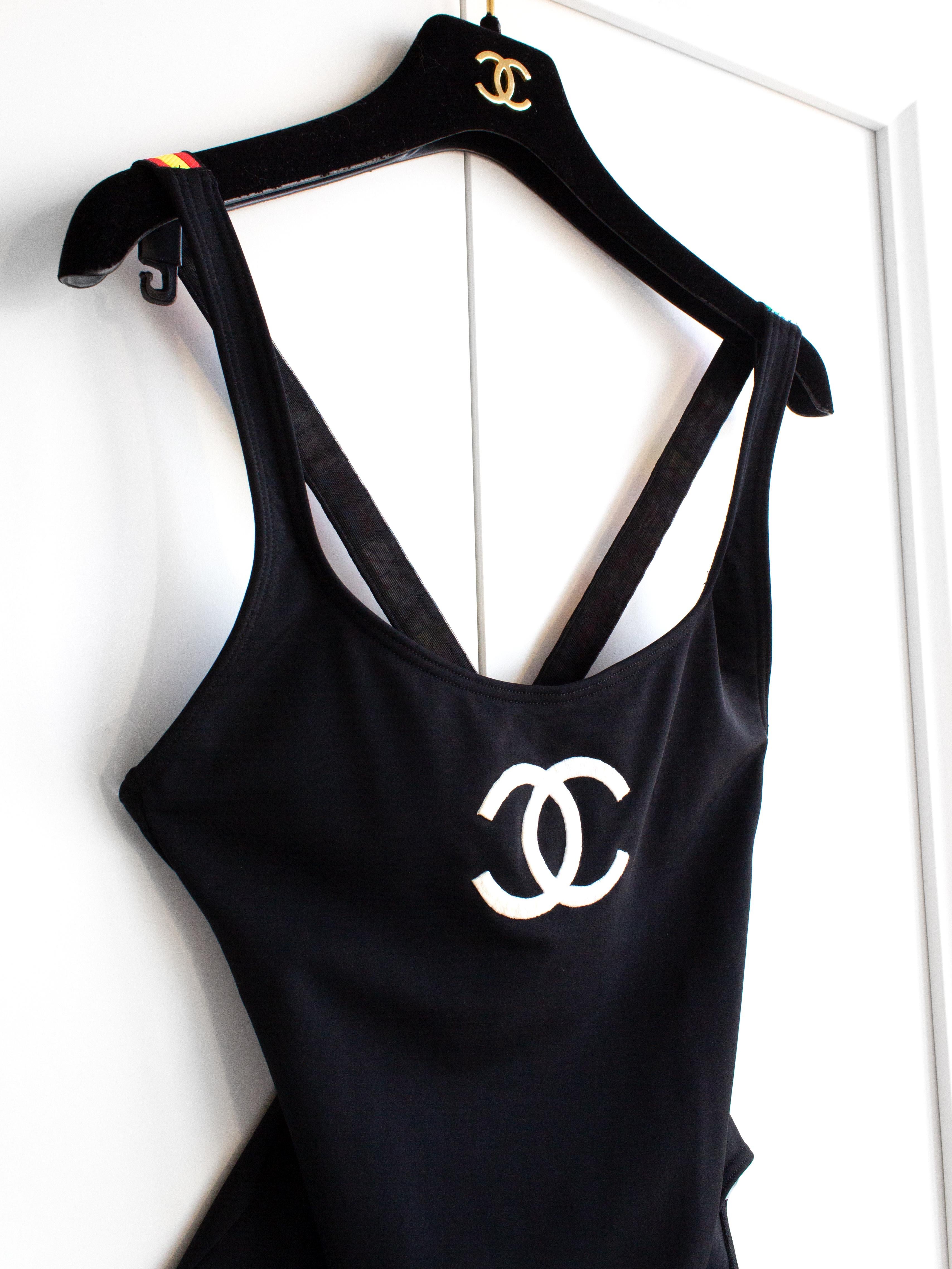 Chanel Vintage Cruise 1994/1995 Internationale Flaggen CC Logo Schwarz 95C Badeanzug 5