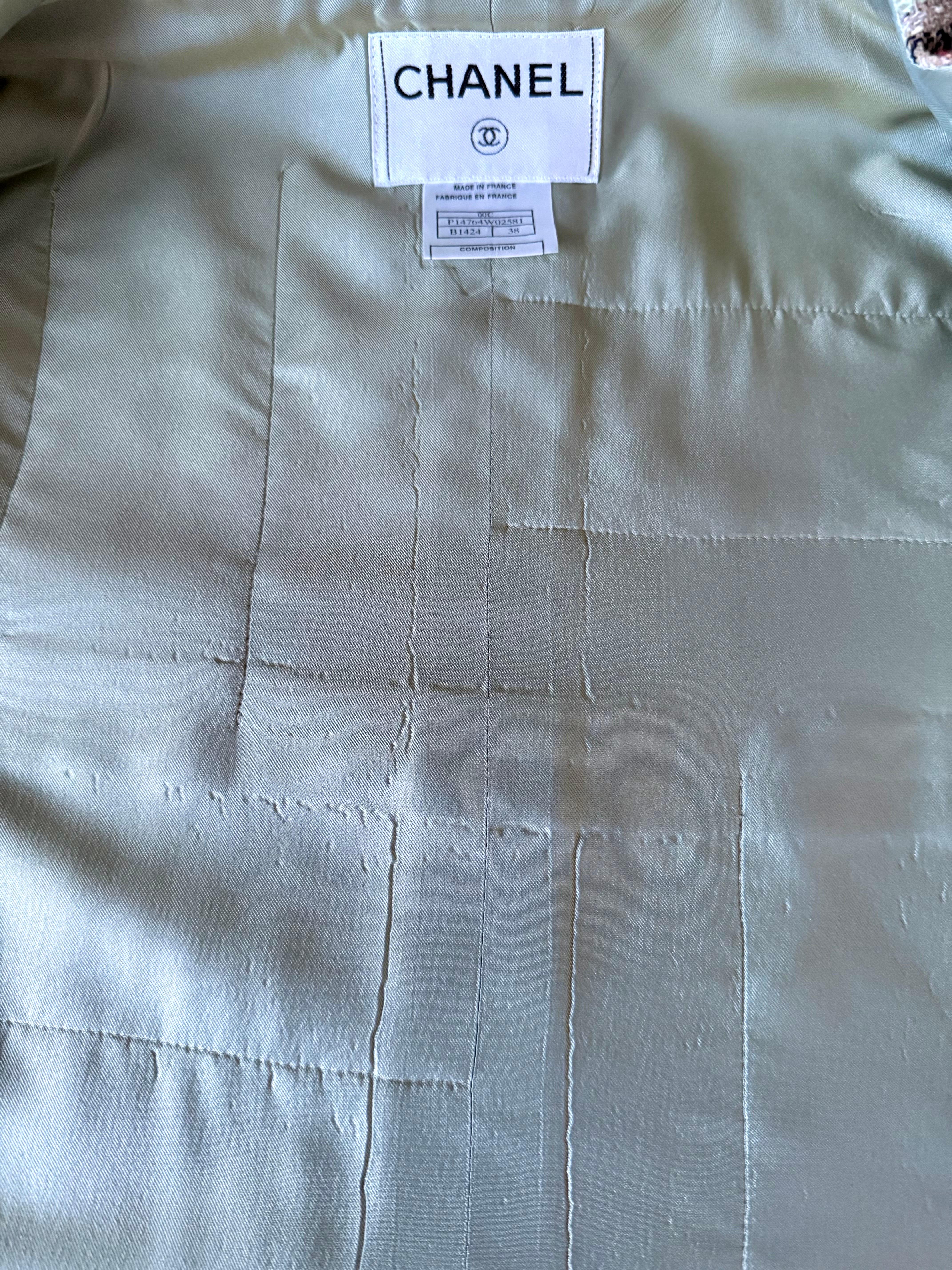 CHANEL Vintage Cruise 2000 Gestreifte Jacke aus Tweed - Ära Karl Lagerfeld im Angebot 1