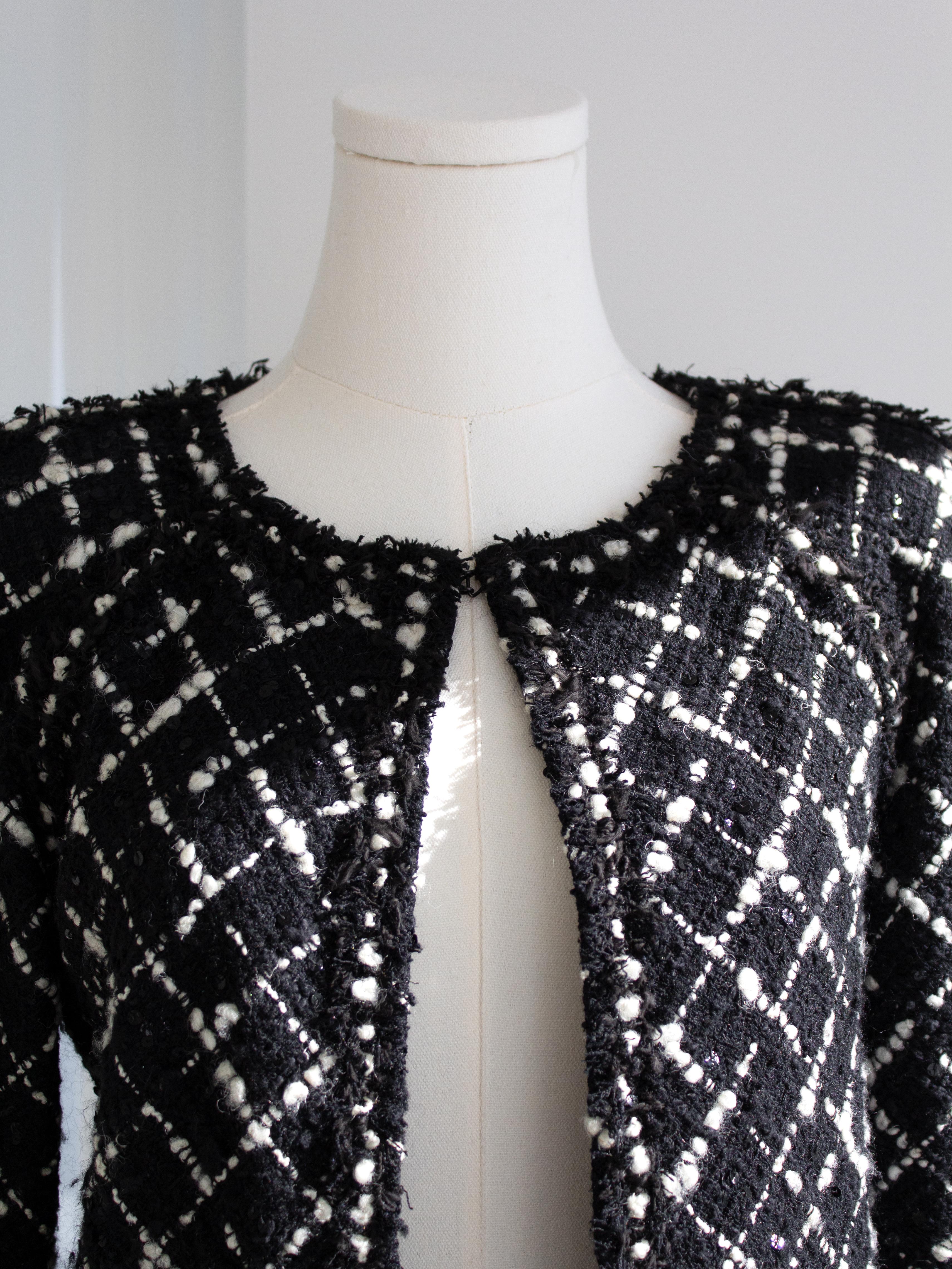 Chanel Vintage Cruise 2003 Black White Embellished Tweed 03C Jacket Skirt Suit 6