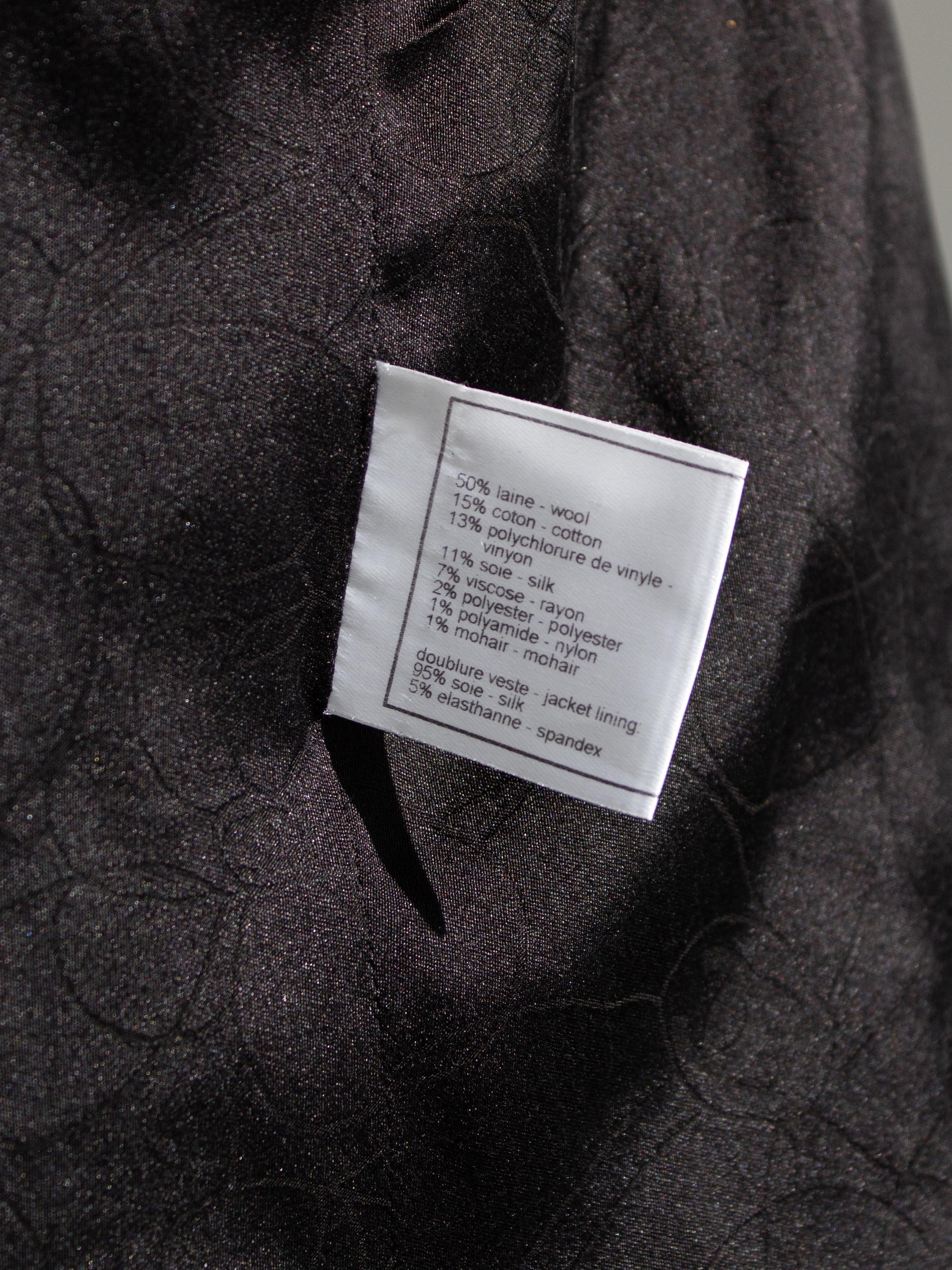 Chanel Vintage Cruise 2003 Black White Embellished Tweed 03C Jacket Skirt Suit 15