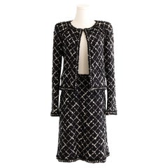 Chanel Vintage Cruise 2003 Black White Embellished Tweed 03C Jacket Skirt Suit