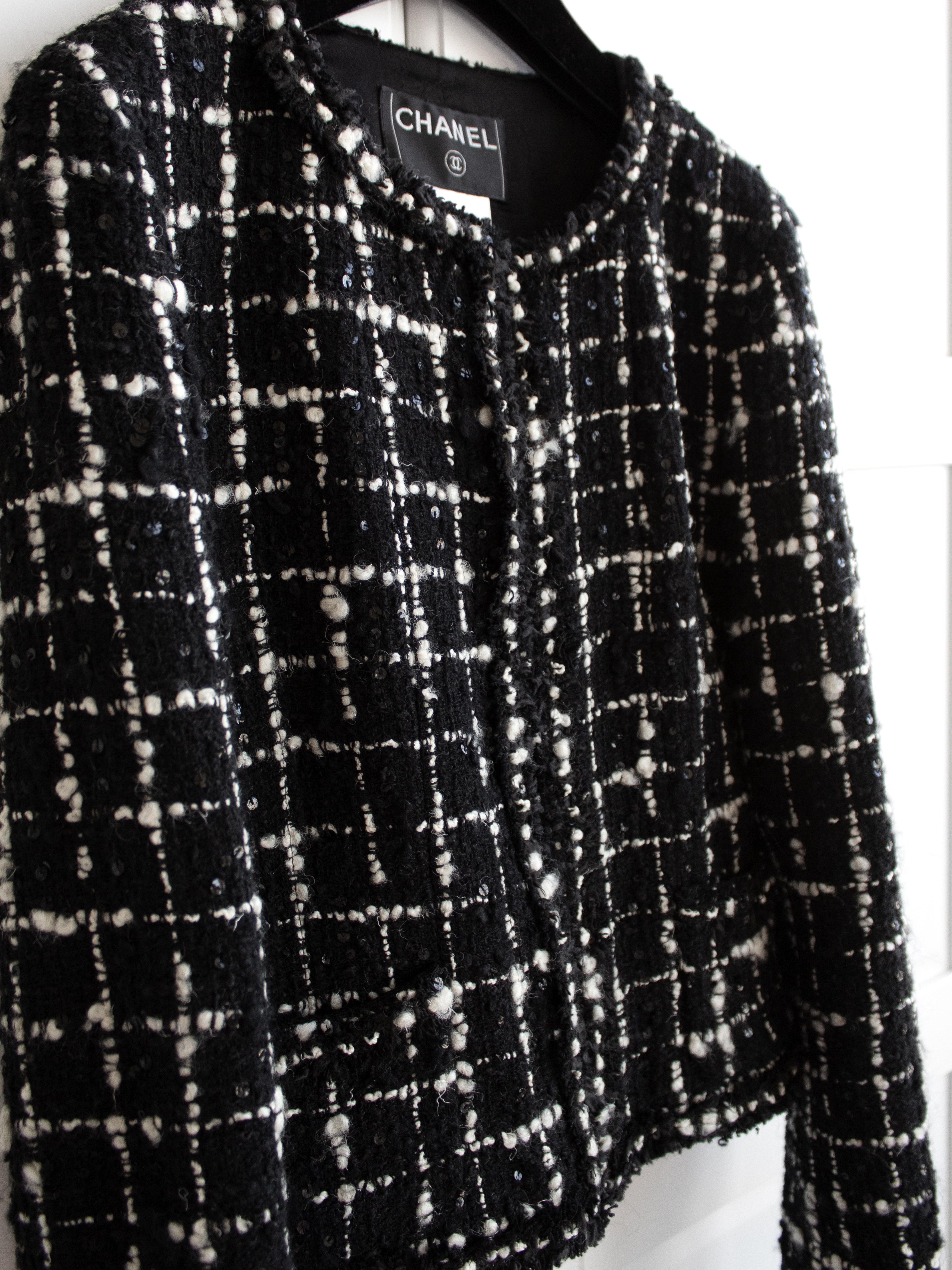 Chanel Vintage Cruise 2003 Black White Sequin Tweed 03C Jacket Skirt Suit 1