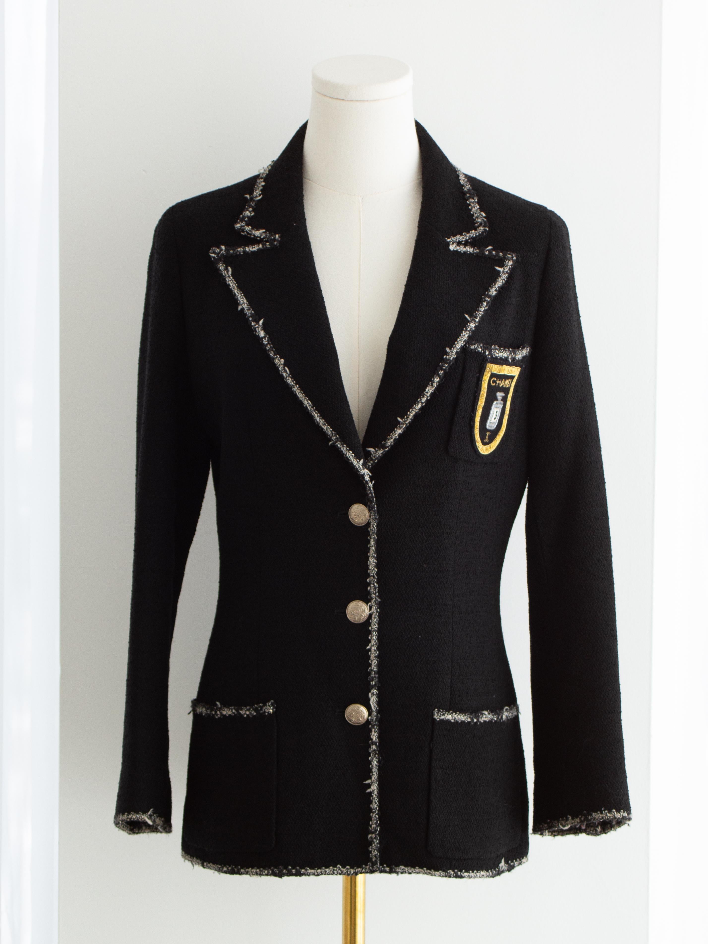 Chanel Vintage Cruise 2005 Devil Wears Prada Schwarz Gold Parfümflasche Tweed 05C Damen im Angebot