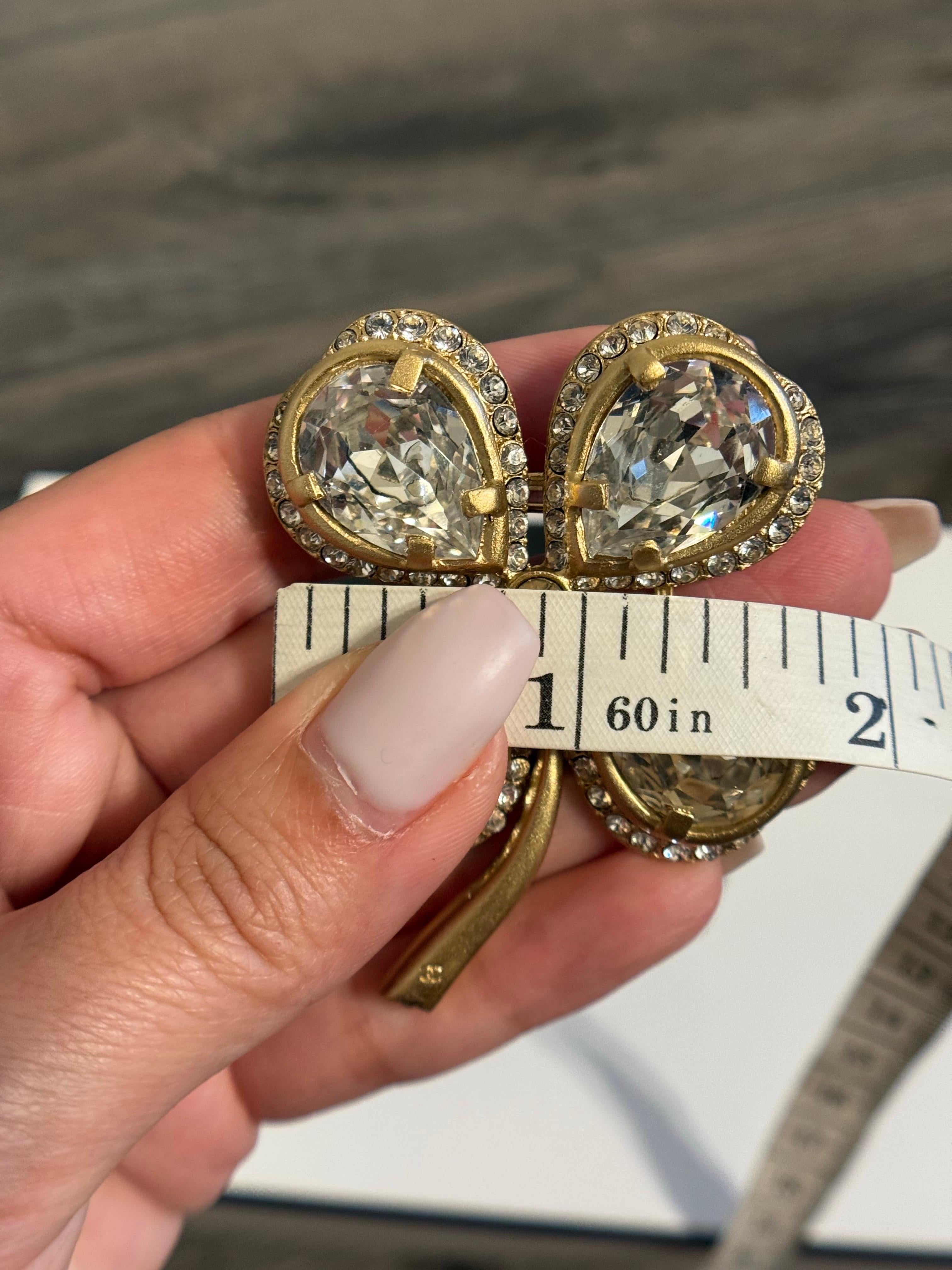 Chanel Vintage Crystal Gold Clover Brooch For Sale at 1stDibs