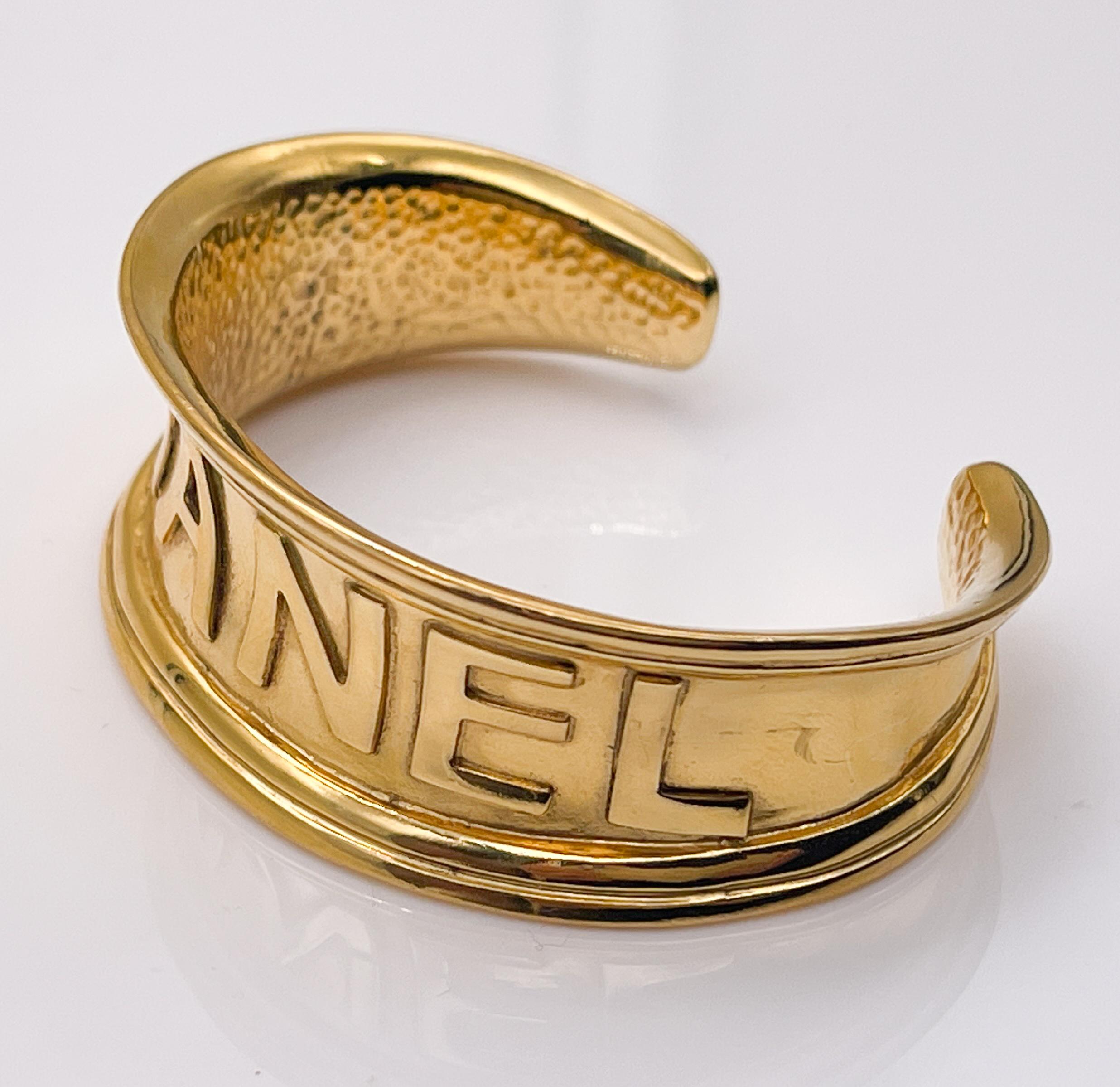 Chanel Vintage Cuff Bracelet For Sale 1
