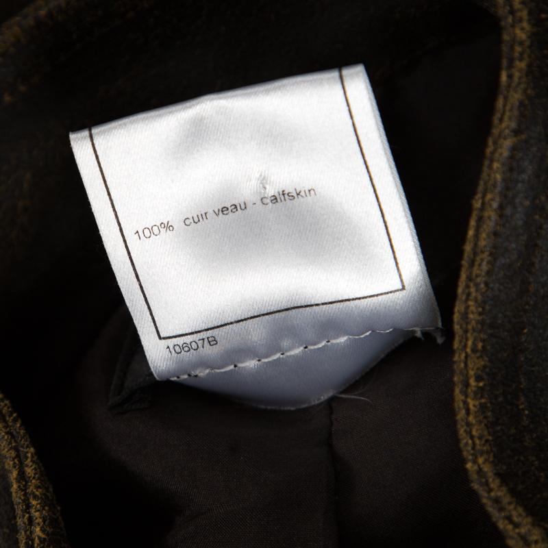 Chanel Vintage Dark Brown Calfskin Leather Button Front Vest M In Good Condition In Dubai, Al Qouz 2