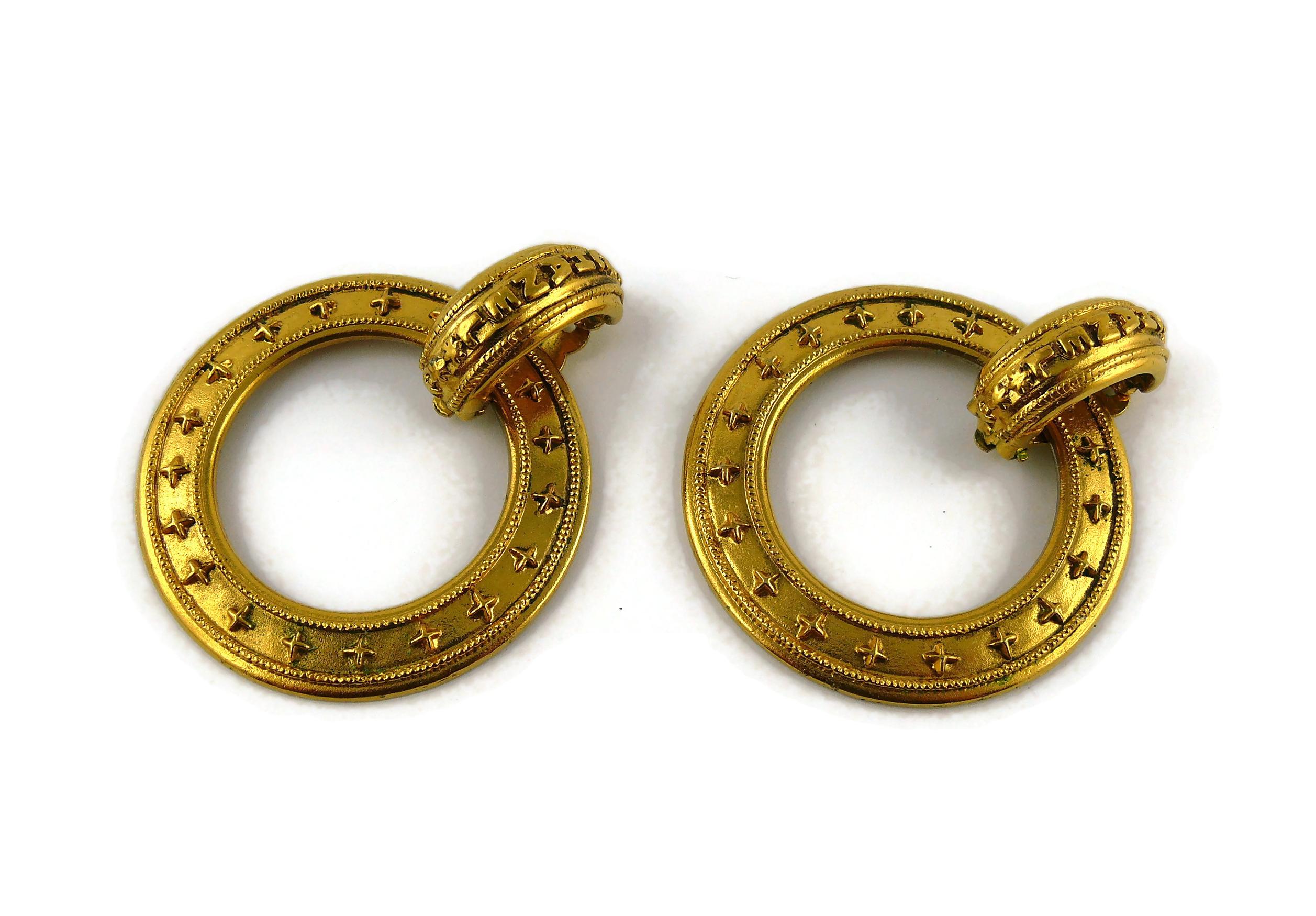 chanel gold hoop earrings