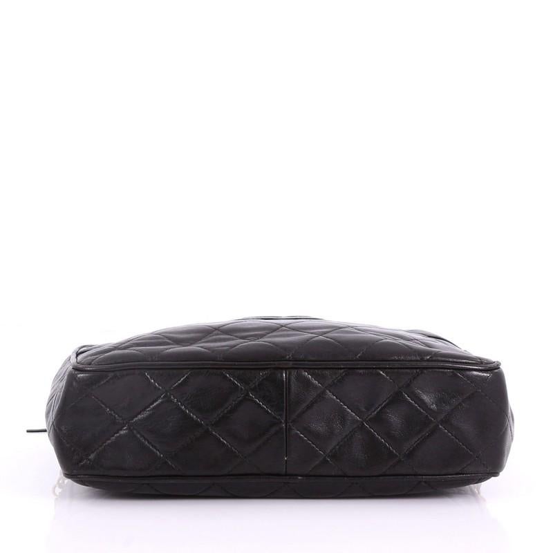 Women's or Men's Chanel Vintage Diamond CC Camera Bag Quilted Leather Medium