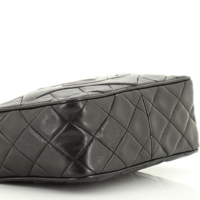 Chanel Vintage Diamond CC Camera Bag Piel acolchada Mini 2