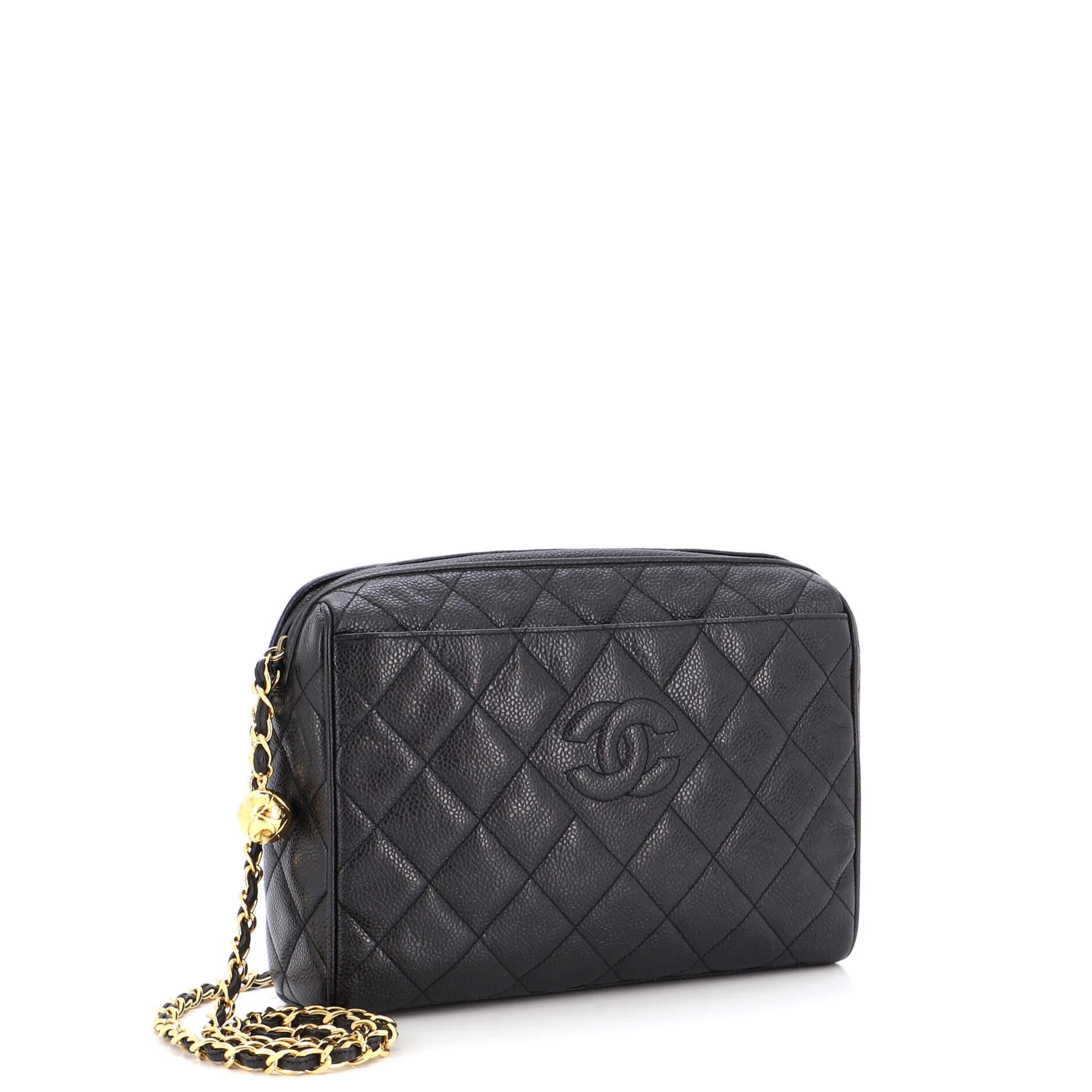 Chanel Vintage Diamond CC Camera Shoulder Bag Quilted Caviar Medium In Good Condition In NY, NY