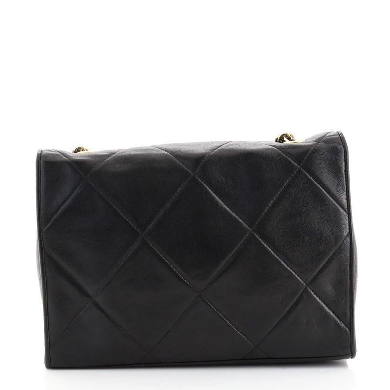 Chanel Vintage Diamond CC Flap Bag Quilted Lambskin Small In Good Condition In NY, NY