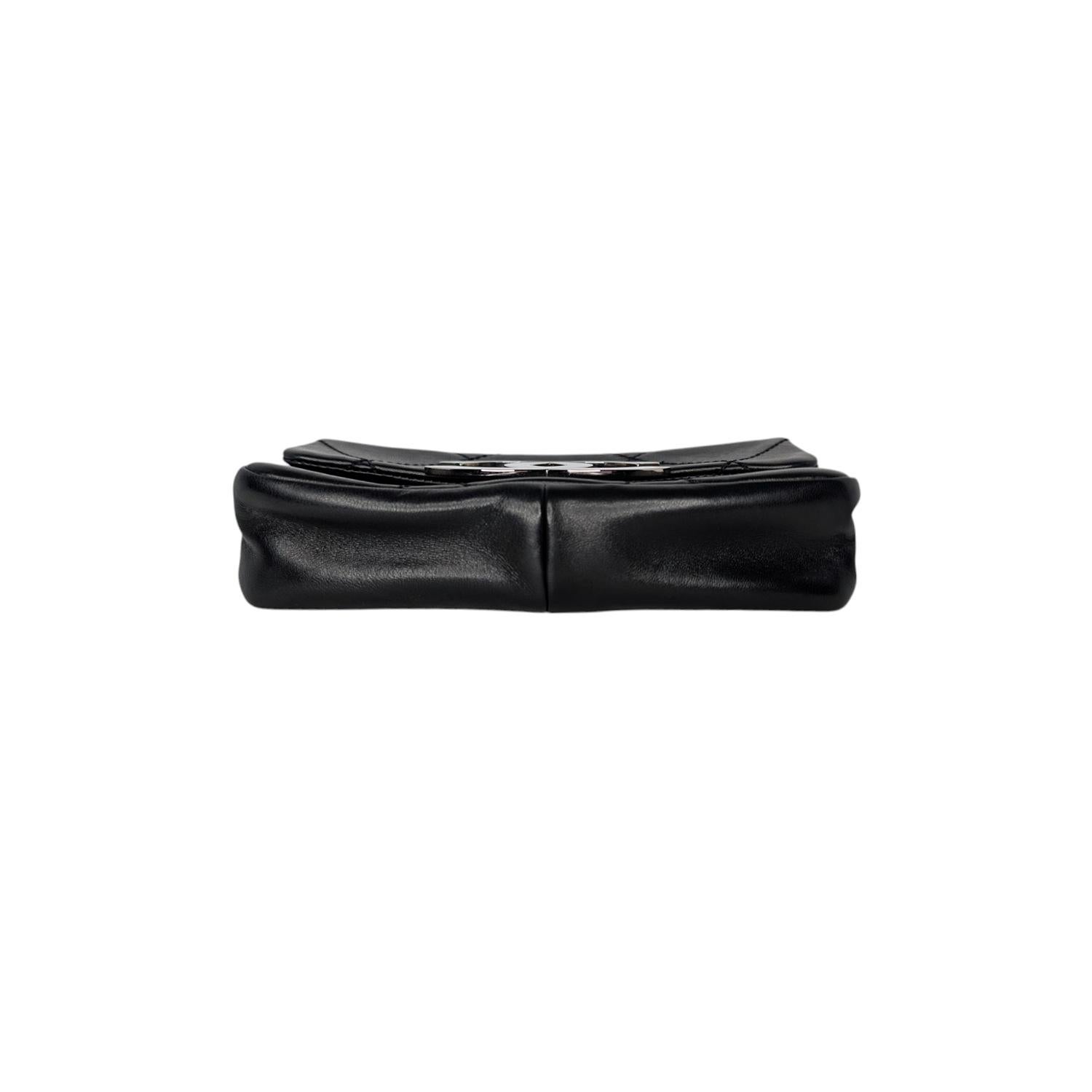 Chanel Vintage Diamond Stitched CC East/West Crossbody Flap 2