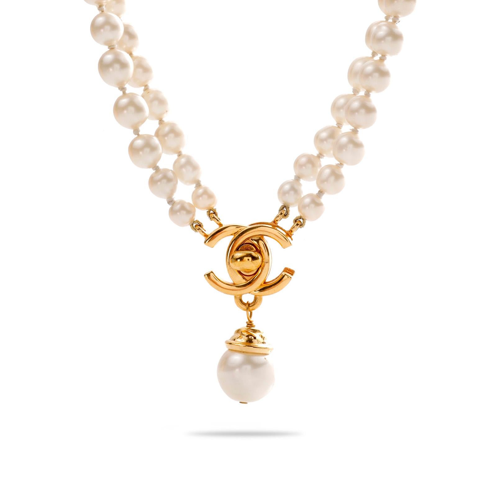 Chanel Vintage Double Pearl Strand CC Lock Necklace In Good Condition In Palm Beach, FL