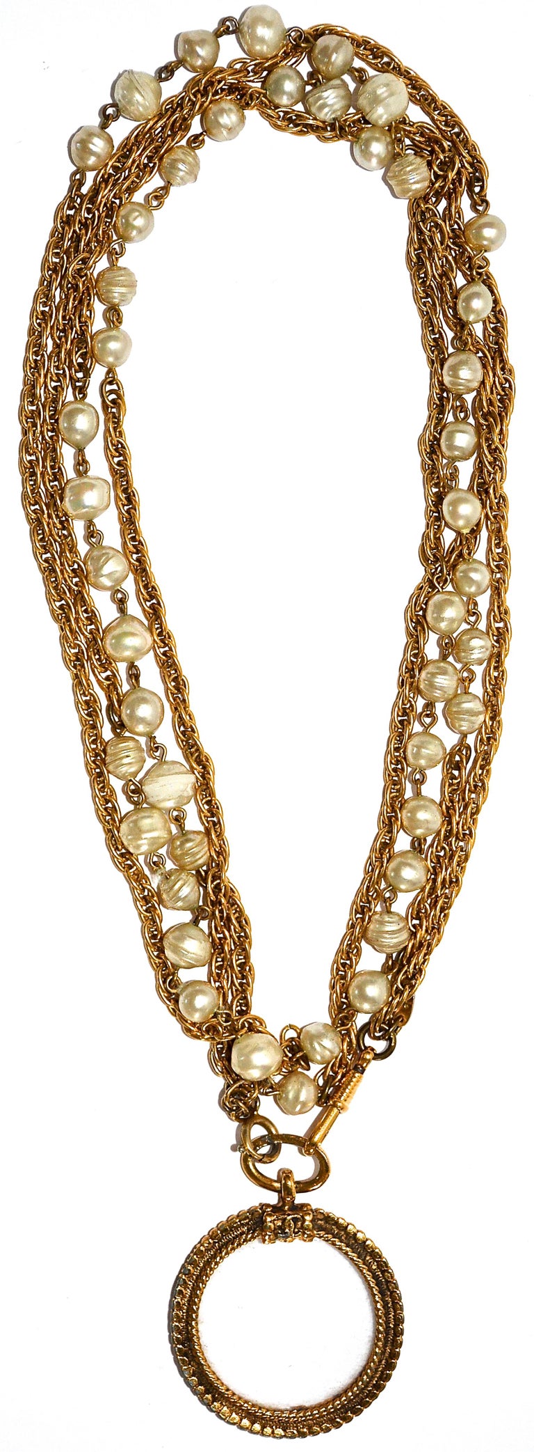 Chanel Vintage Double-Strand Pearl-and-Gold Gilt Chain Necklace with  Magnifier For Sale at 1stDibs