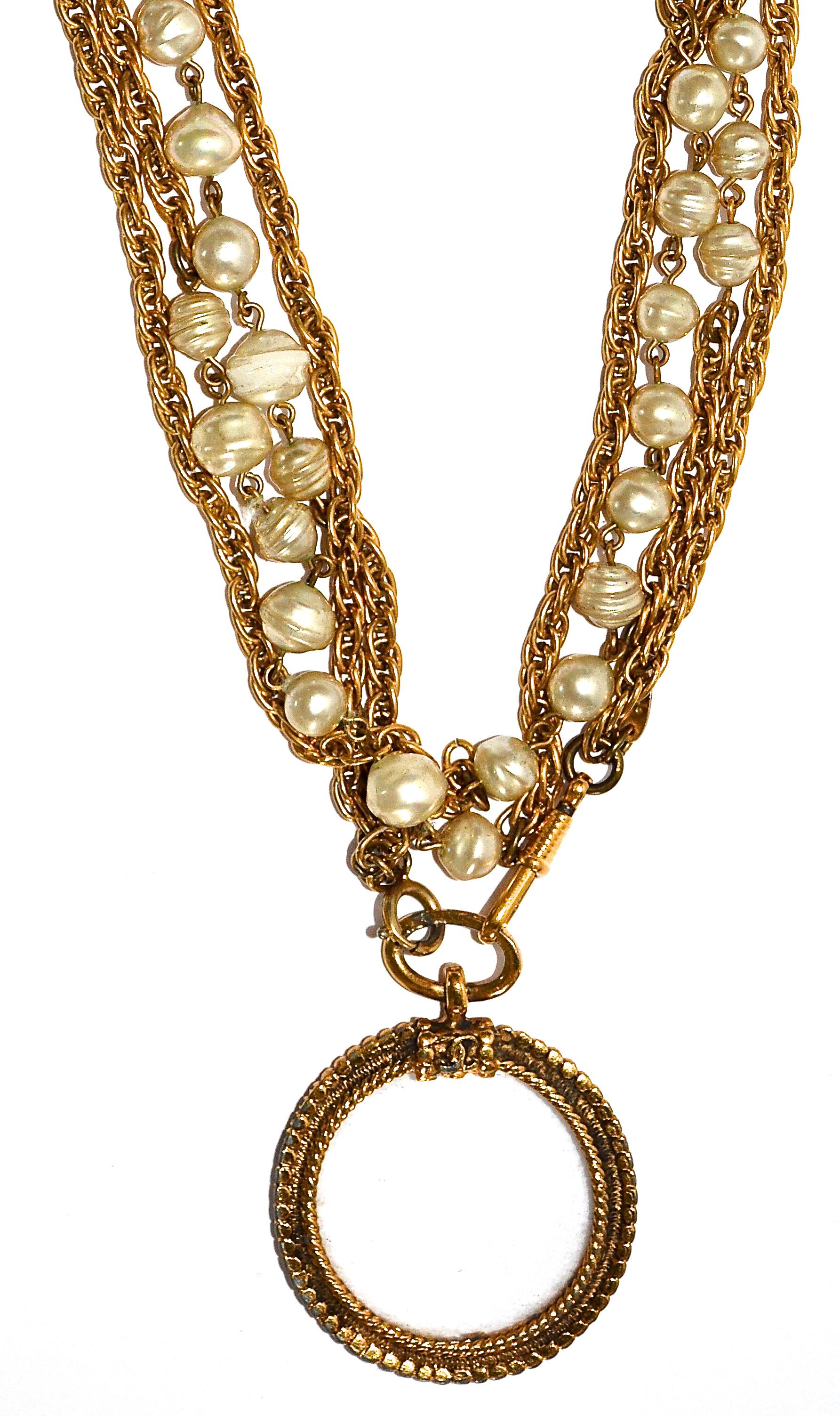 Women's Chanel Vintage Double-Strand Pearl-and-Gold Gilt Chain Necklace with Magnifier For Sale