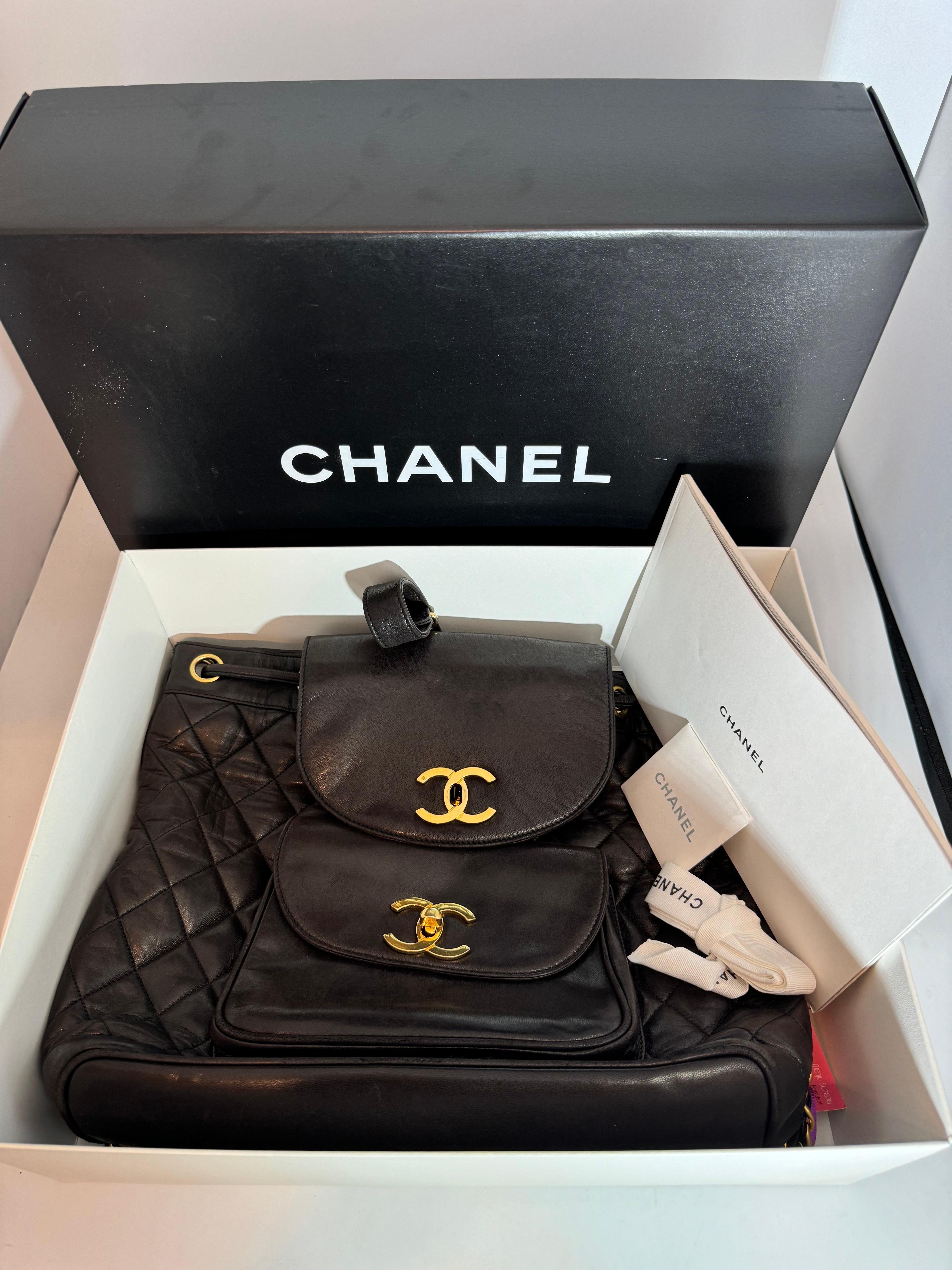 CHANEL Vintage Duma Matelasse Backpack Leather Lamb Skin Black Gold Tone CC 16