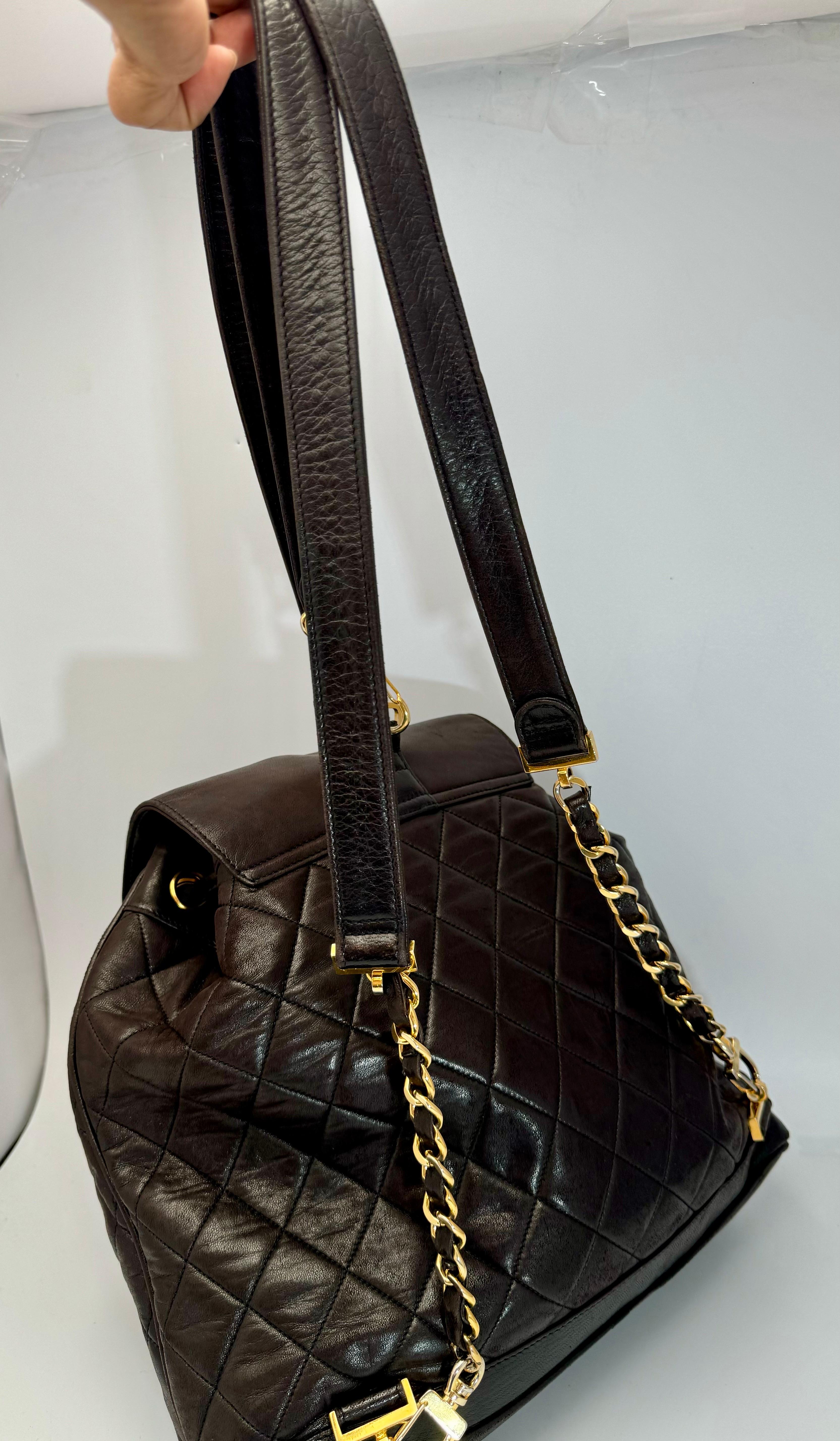 CHANEL Vintage Duma Matelasse Backpack Leather Lamb Skin Black Gold Tone CC 4