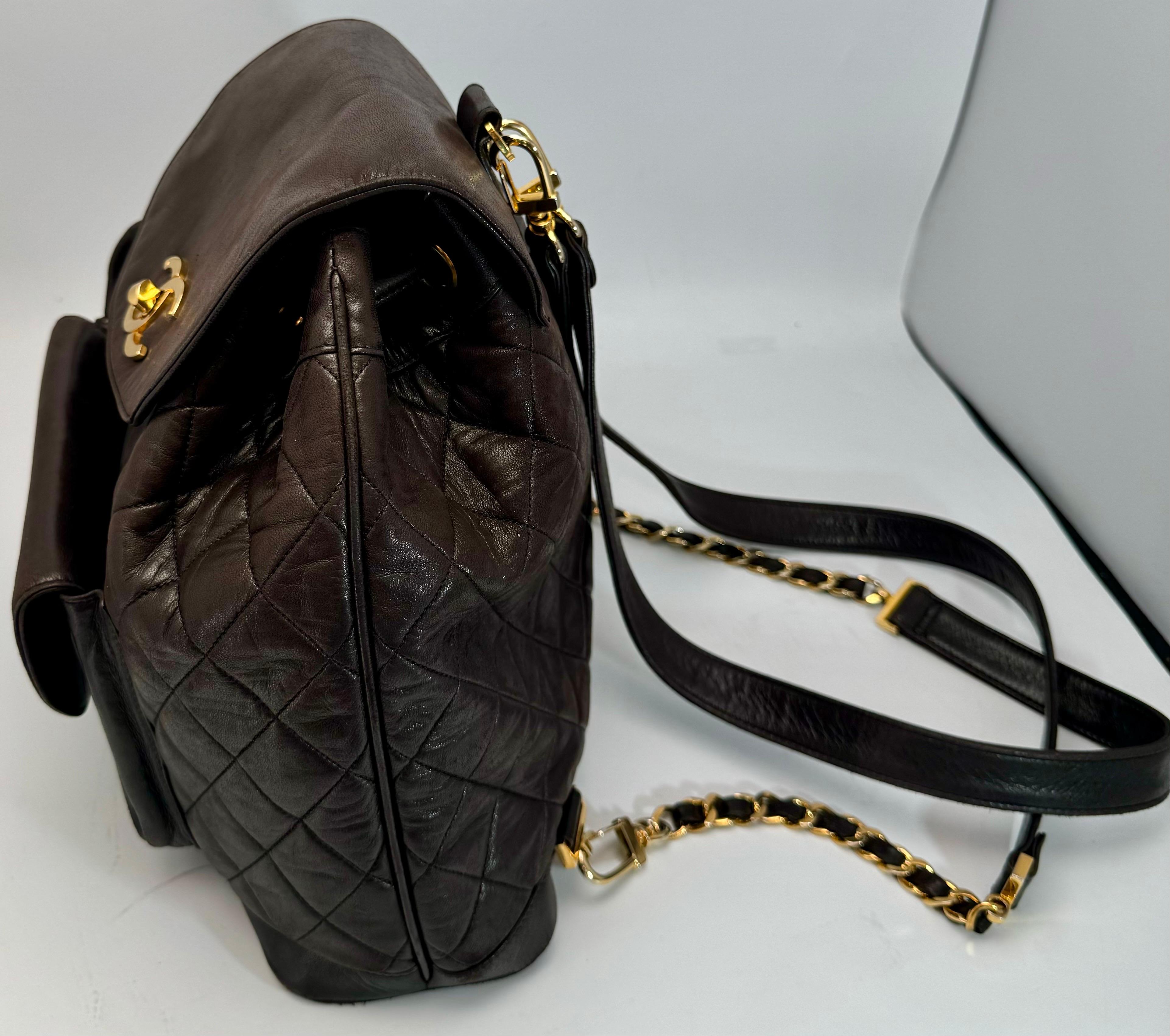 CHANEL Vintage Duma Matelasse Backpack Leather Lamb Skin Black Gold Tone CC 5