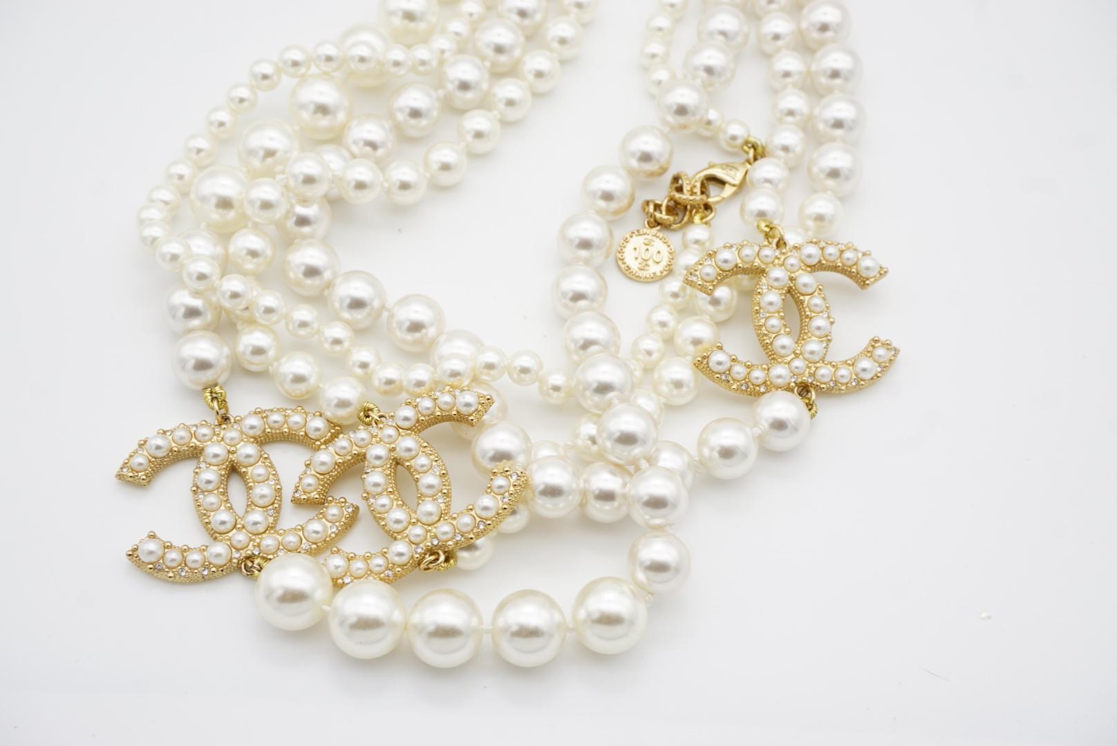 Chanel Vintage Extra Long Pearls Trio CC Logo Coco Strands Collana Versatile in vendita 11