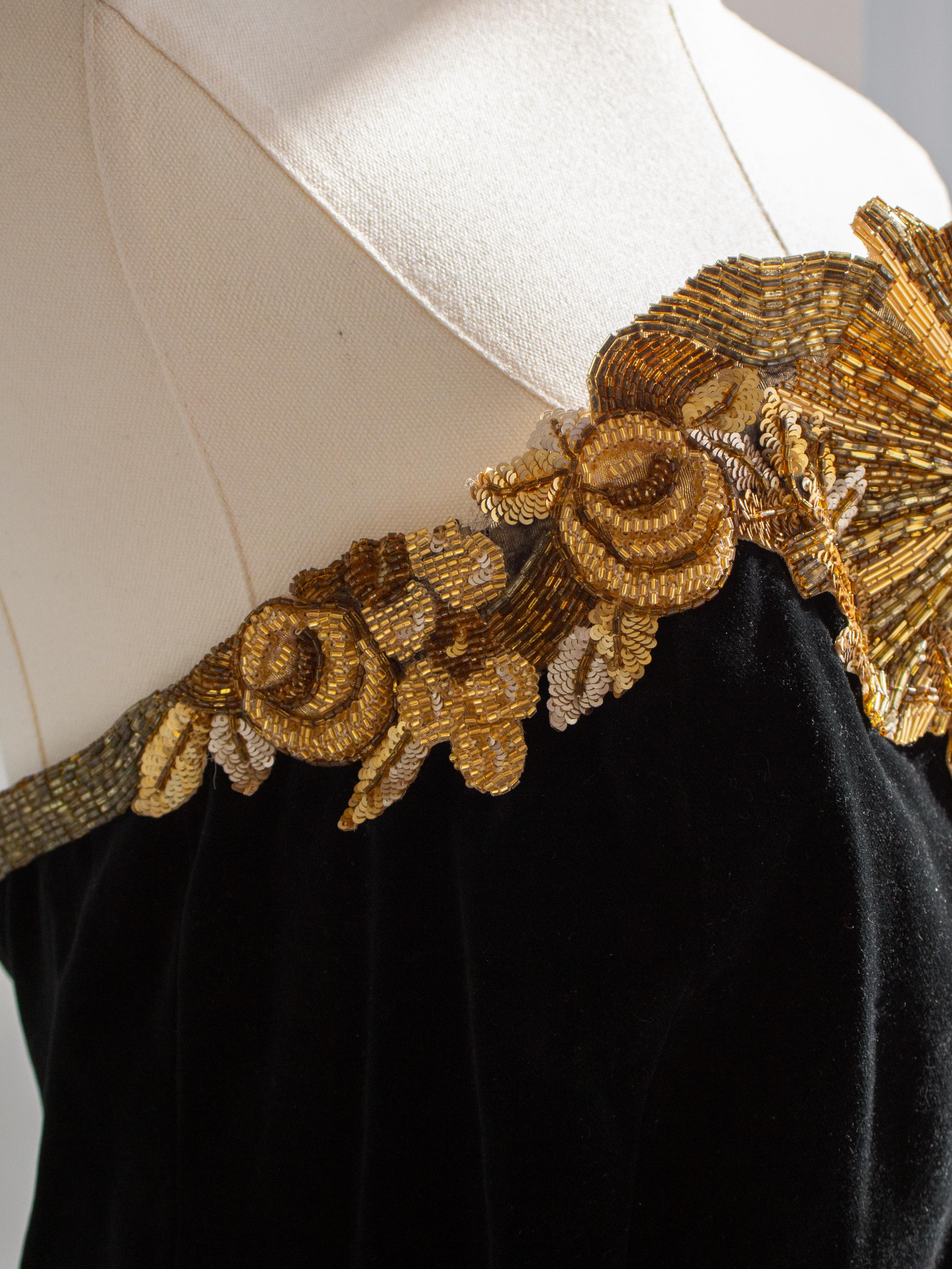 Chanel Vintage F/W 1985 Lesage Gold Sunburst Embellished Black Velvet Knee Dress 10
