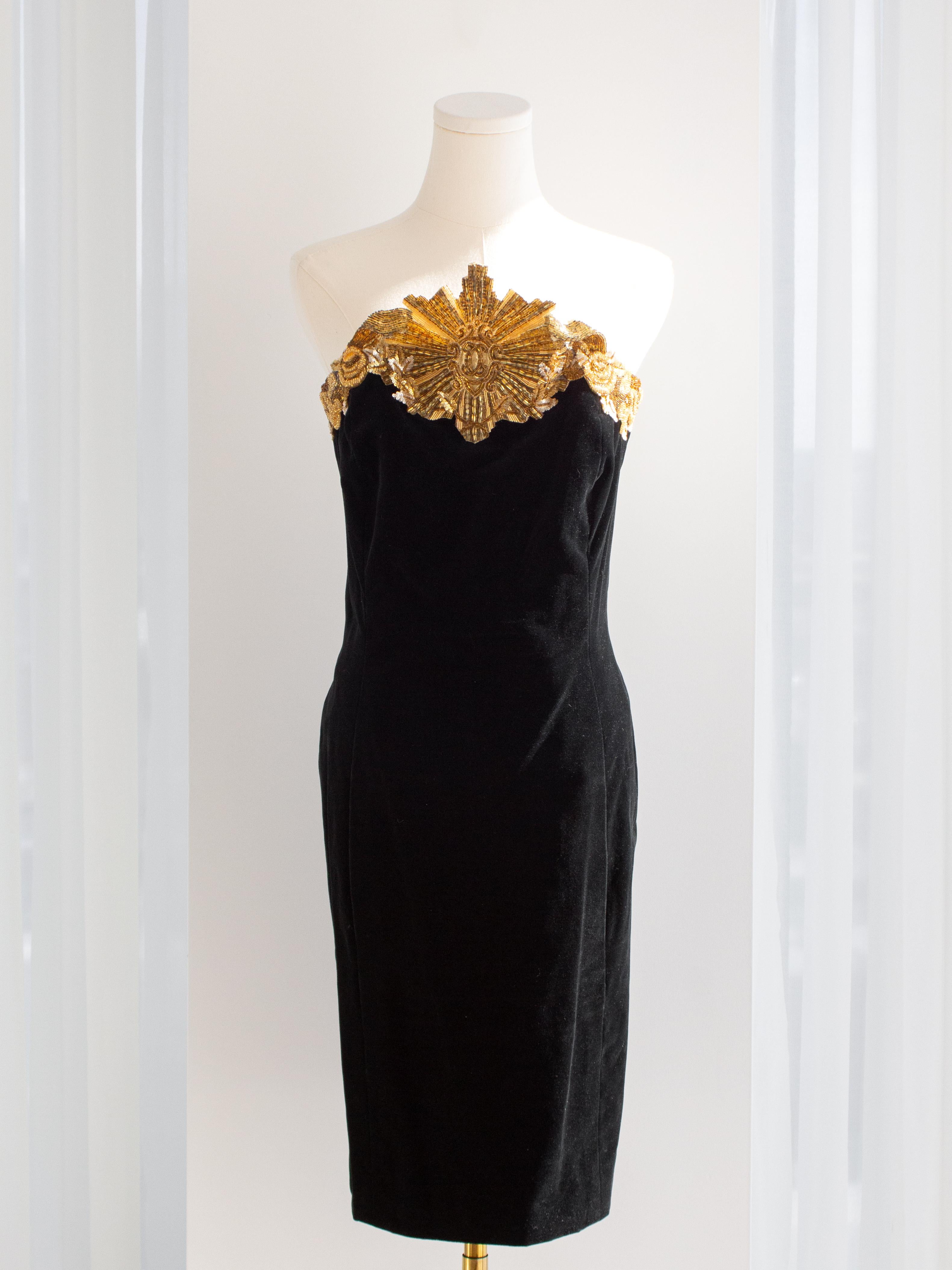 Chanel Vintage F/W 1985 Lesage Gold Sunburst Embellished Black Velvet Knee Dress 3